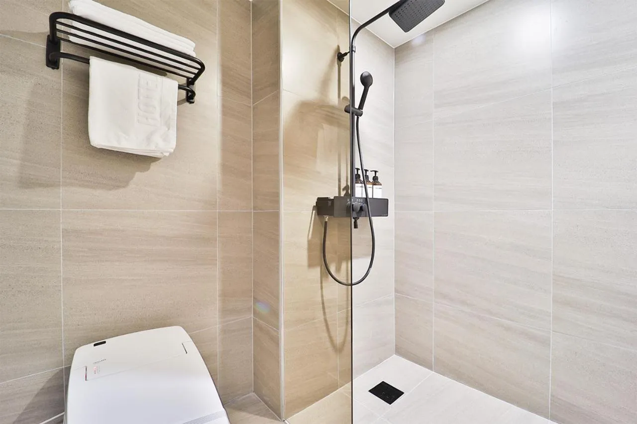 Bathroom in Hotel Ippda Gumdan