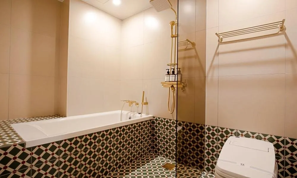 Shower in Hotel Ippda Gumdan
