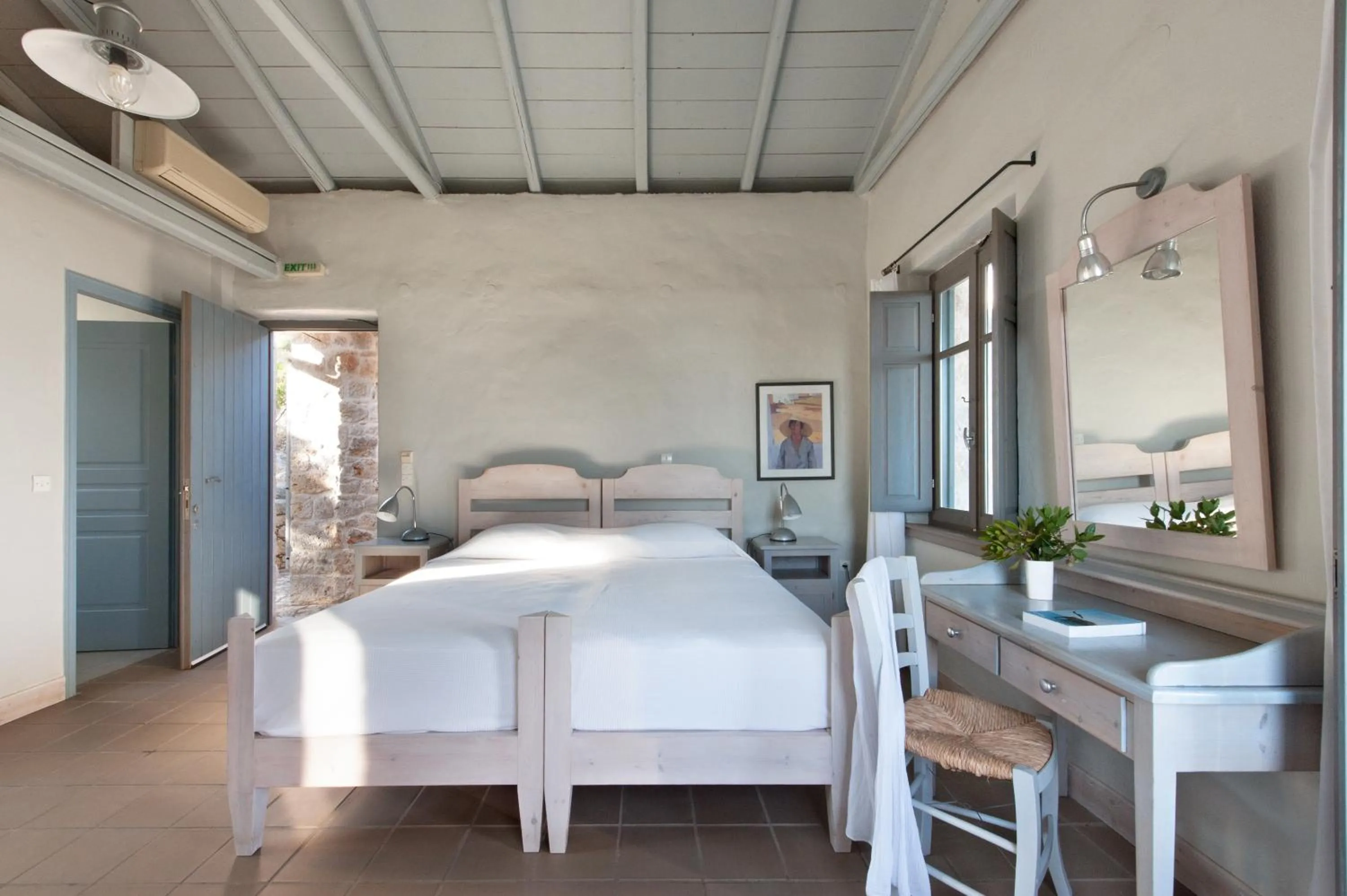 Bedroom, Bed in Notos Hotel Kardamili