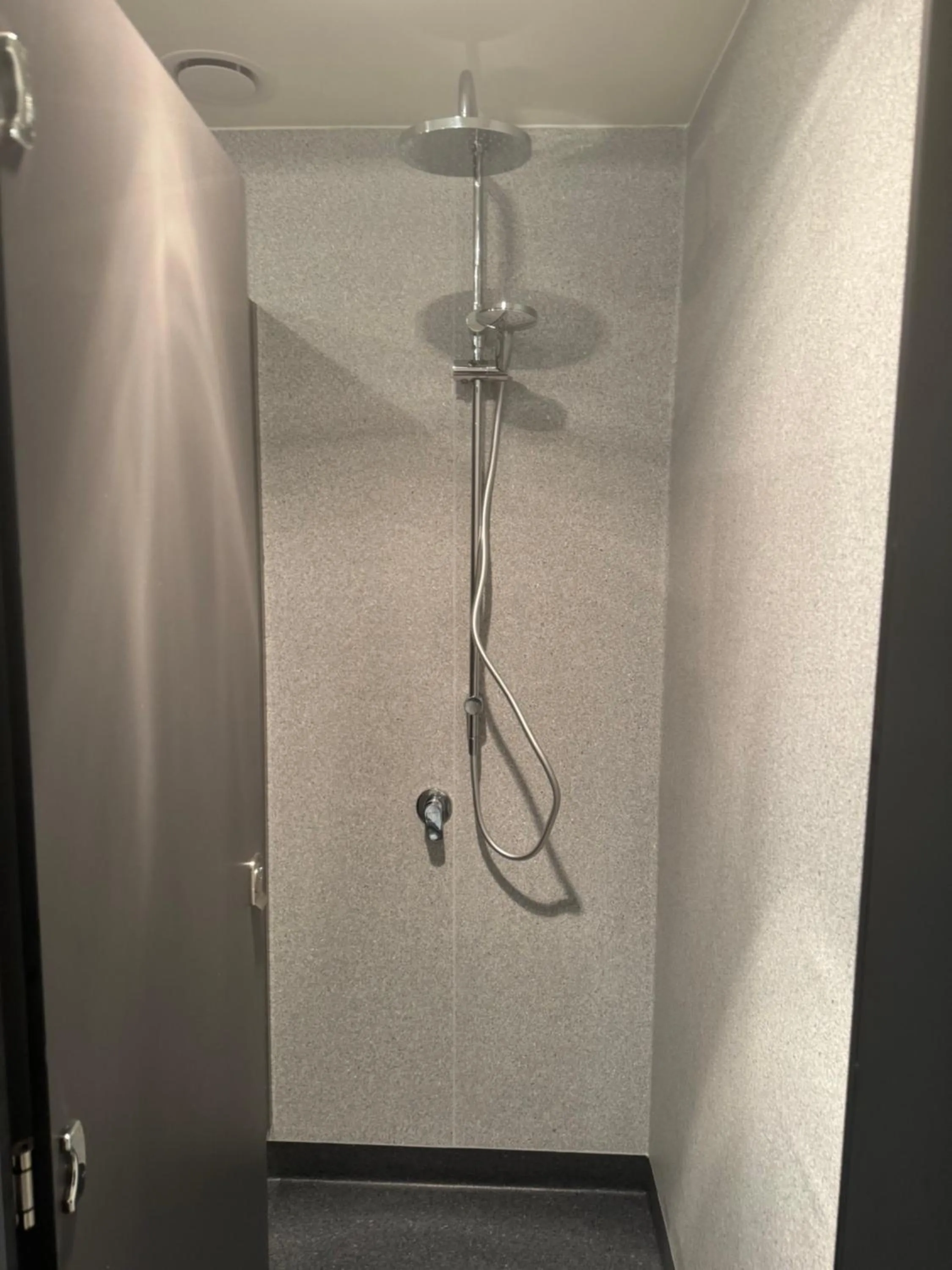 Shower in UpTown Backpackers