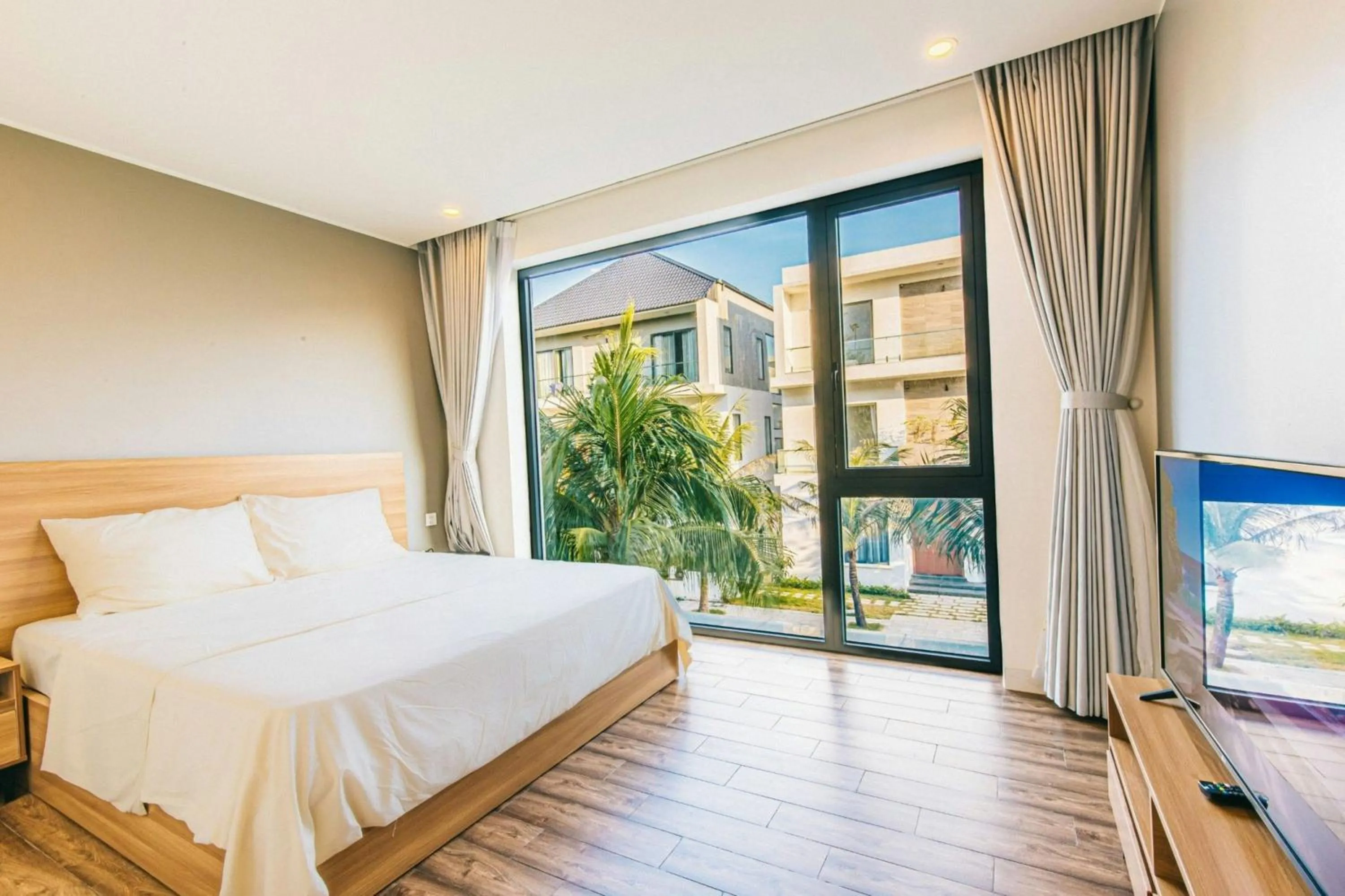 Balcony/Terrace, Bed in Villa FLC Sầm Sơn Ngọc Trai - Ngay Gần Biển