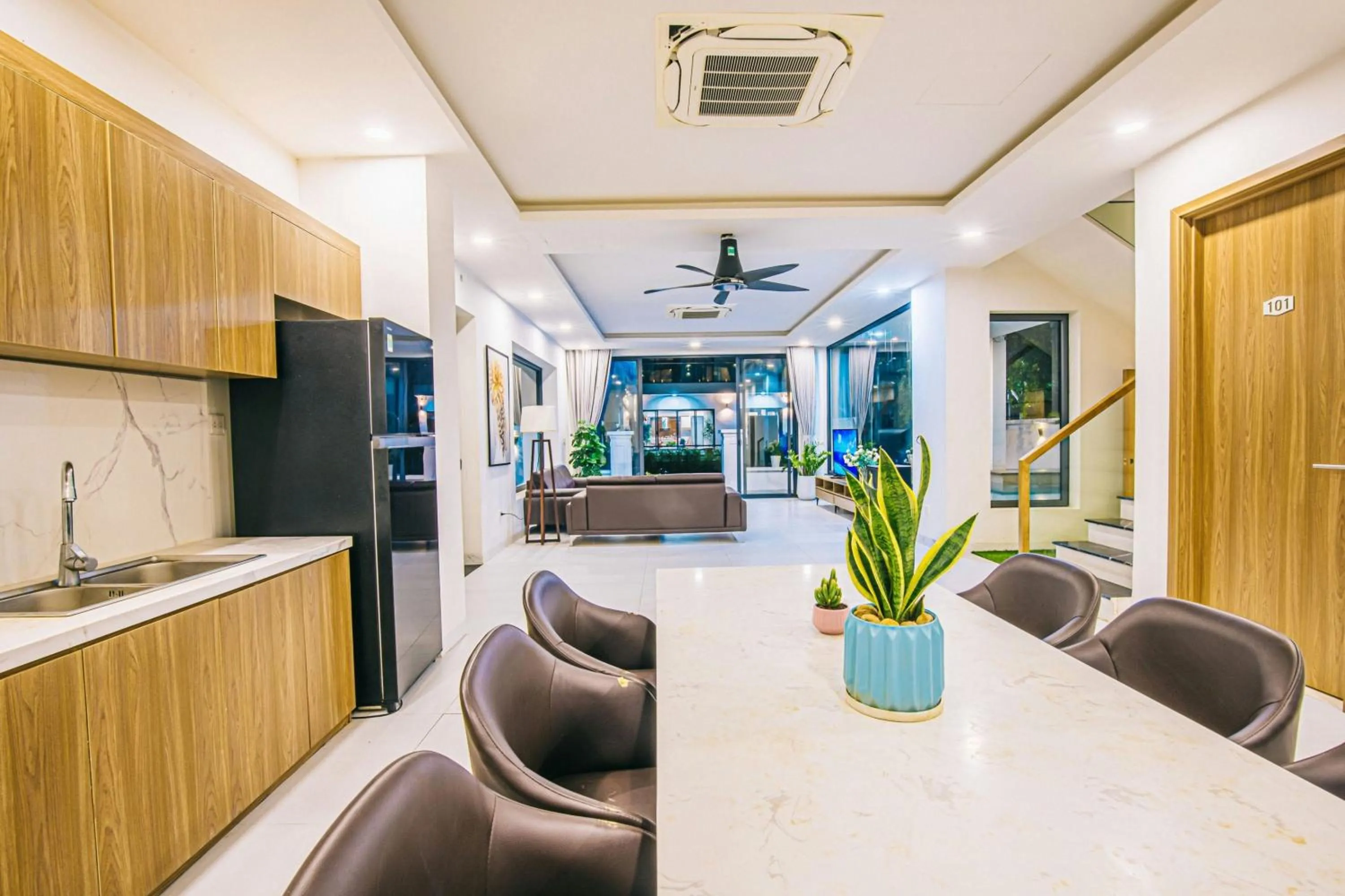 Kitchen or kitchenette in Villa FLC Sầm Sơn Ngọc Trai - Ngay Gần Biển