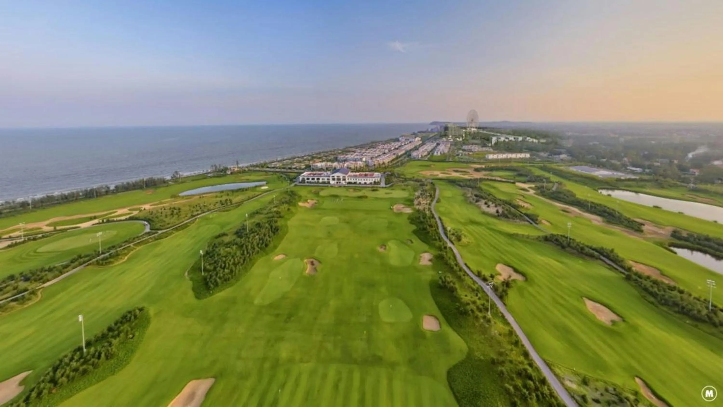 Lake view in Villa FLC Sầm Sơn Ngọc Trai - Ngay Gần Biển