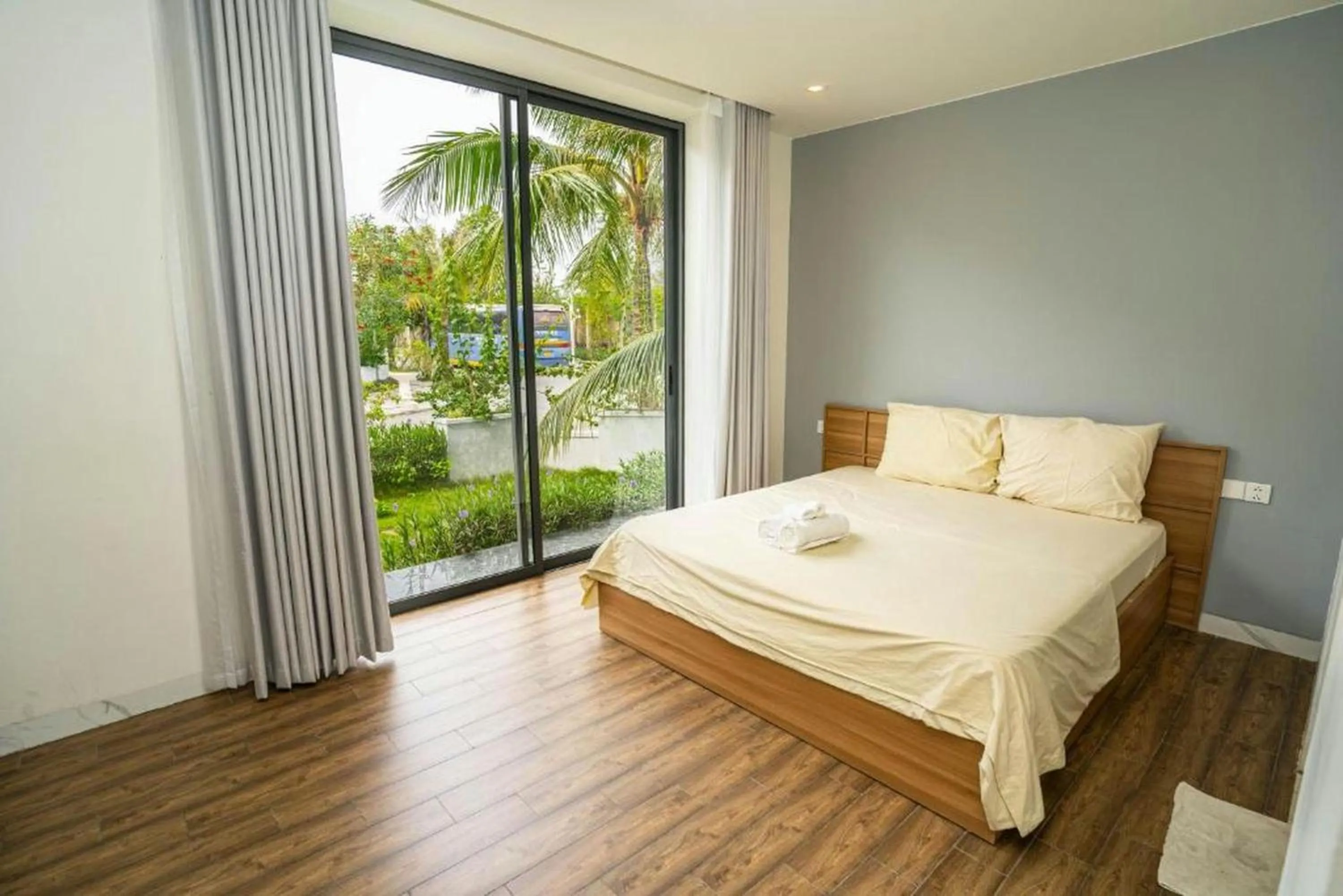 Bedroom, Bed in Villa FLC Sầm Sơn Ngọc Trai - Ngay Gần Biển