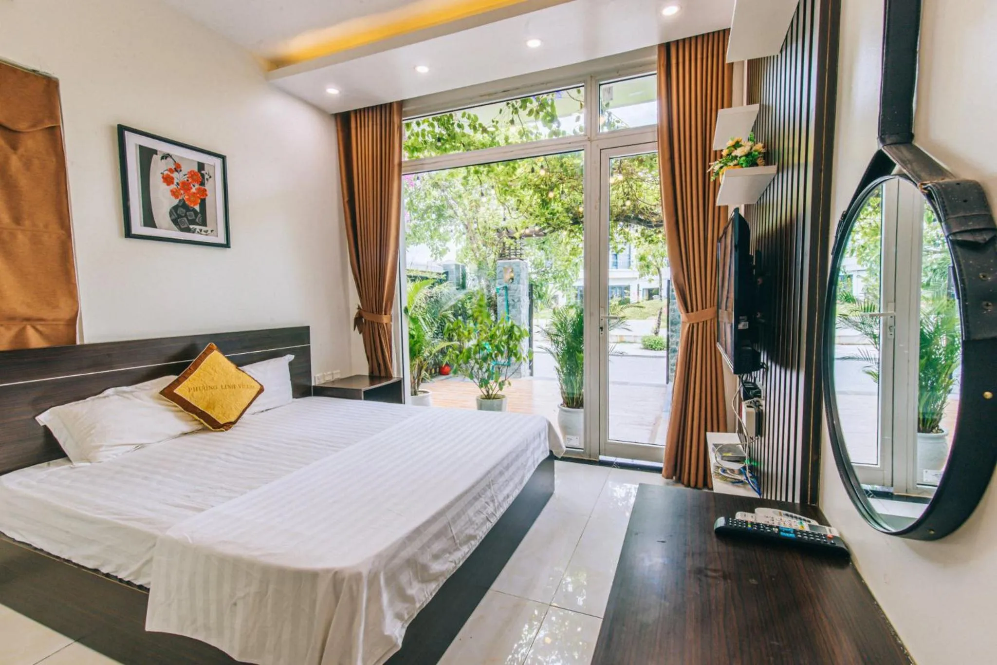 Bedroom, Bed in Villa FLC Sầm Sơn Ngọc Trai - Ngay Gần Biển