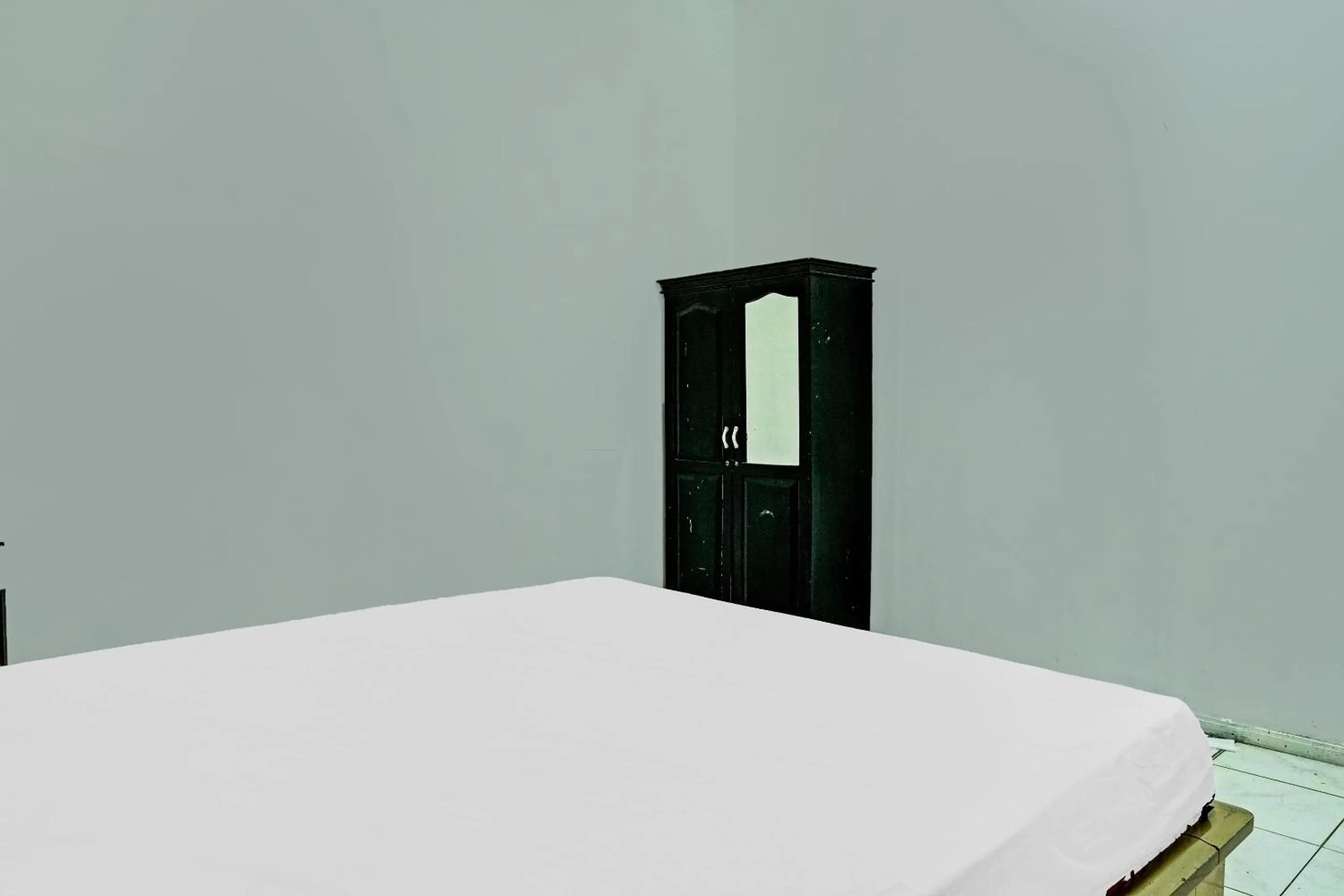 Bedroom, Bed in Hotel O Kost Axcel