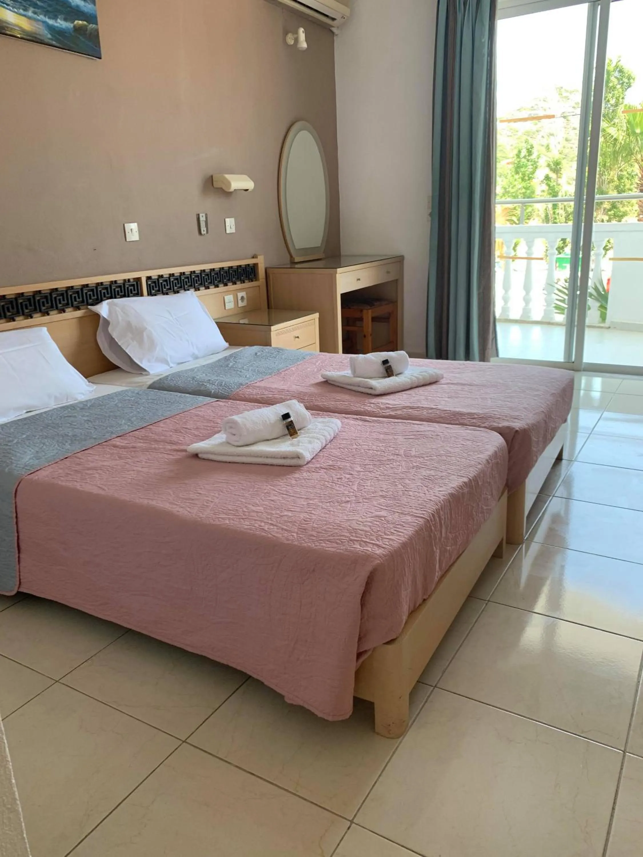 Bed in White Palace Studios