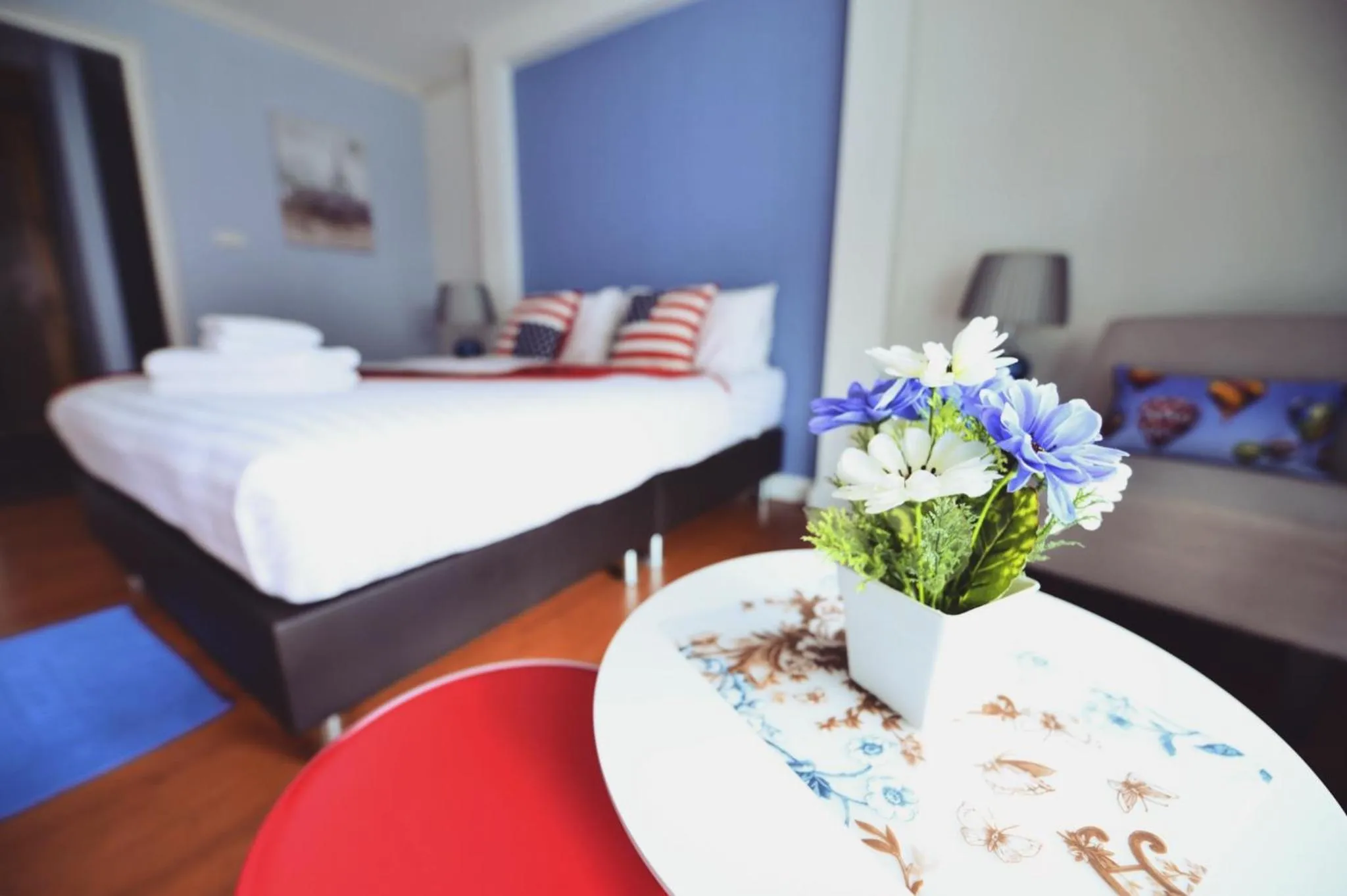 Bed in The Tamnan Pattaya Hotel & Resort