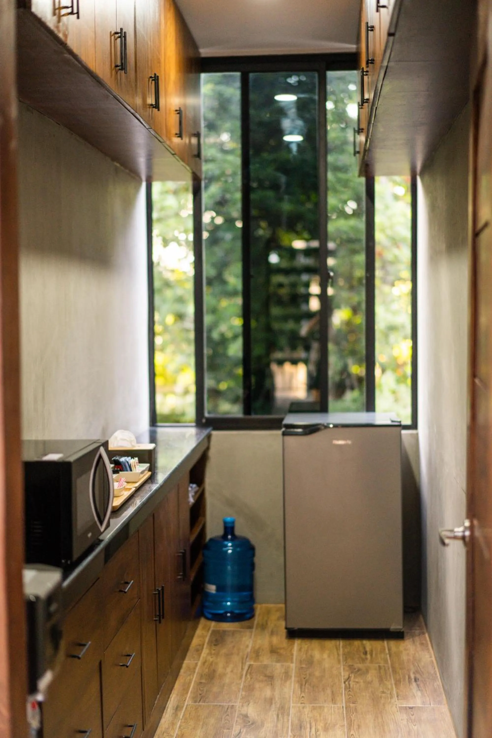 Communal kitchen in Hotel Dumaguete