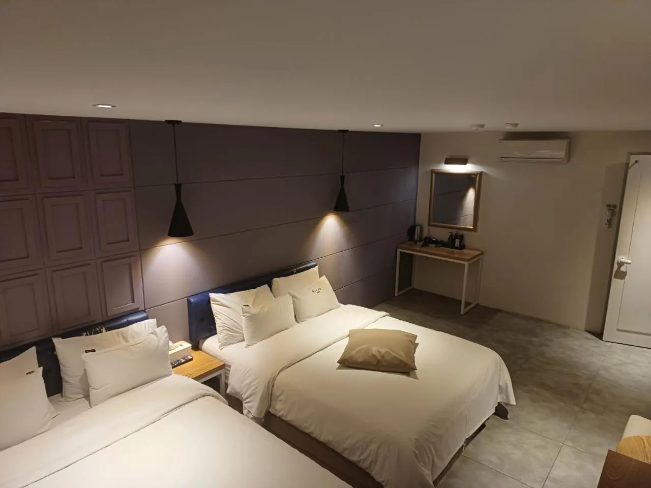 Bed in Hotel Yaja Hwajeong Station