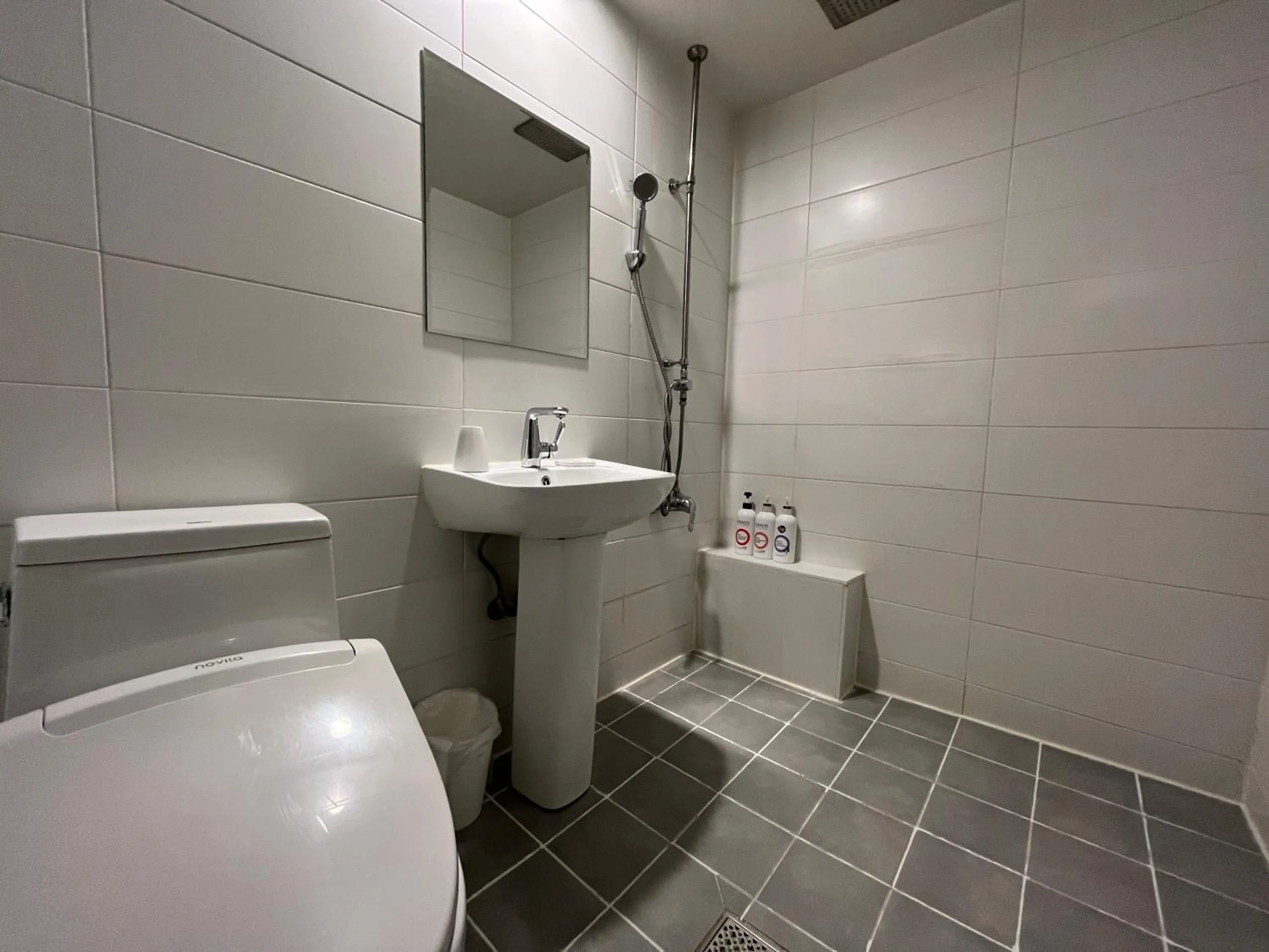 Hotel Yaja Hwajeong Station