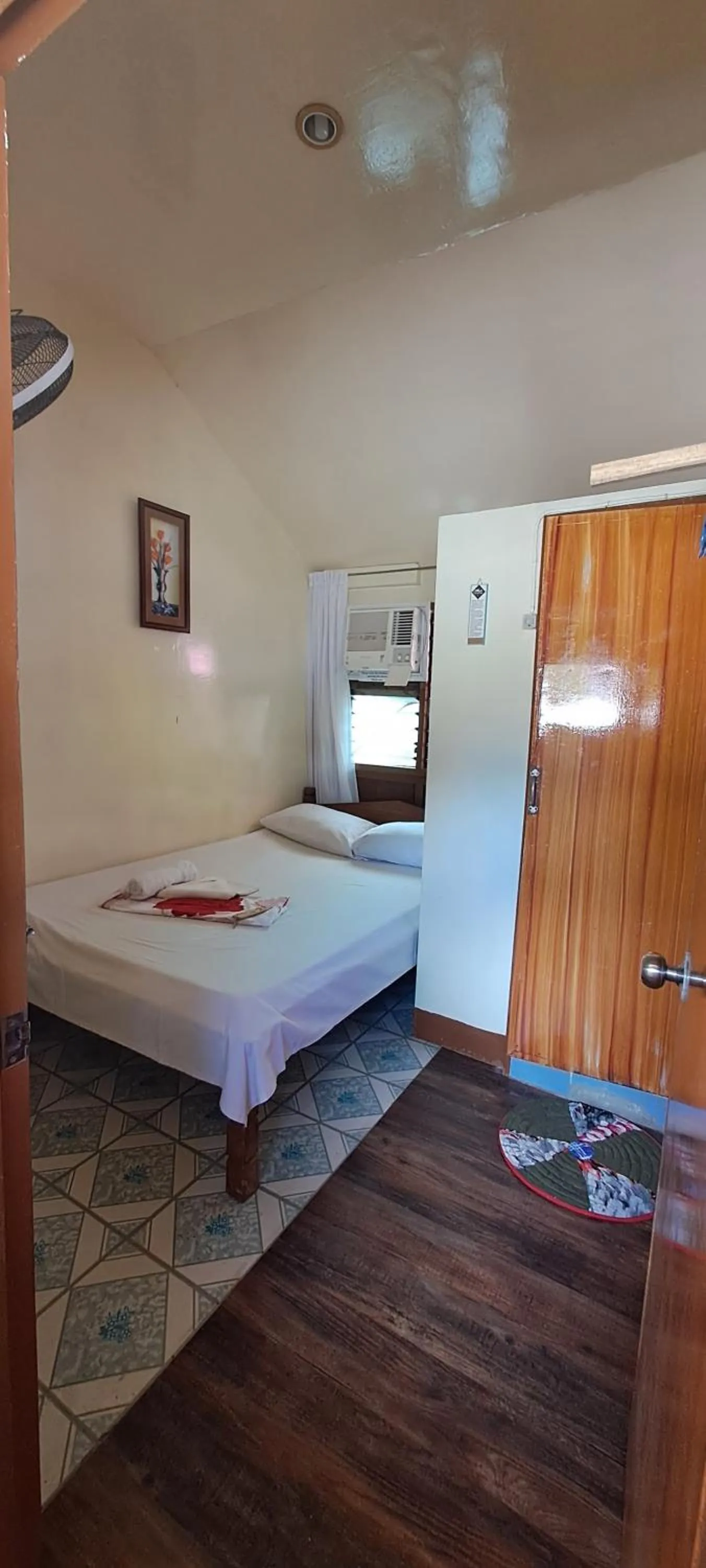 Bedroom, Bed in Blessed Inn