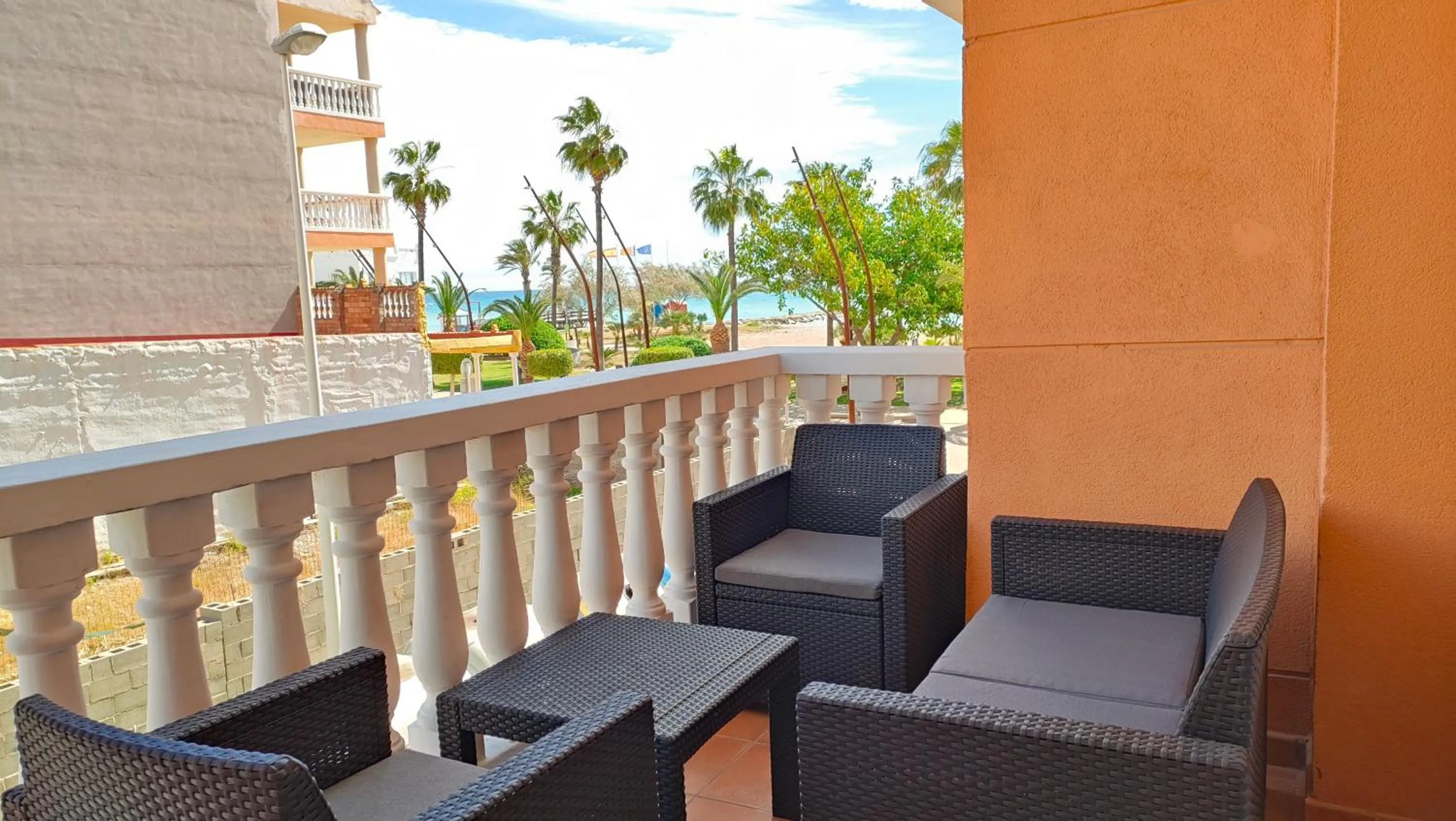 Balcony/Terrace in Playa Paradís - Primera linea de playa - AP-7 3min - Self check-in 24h