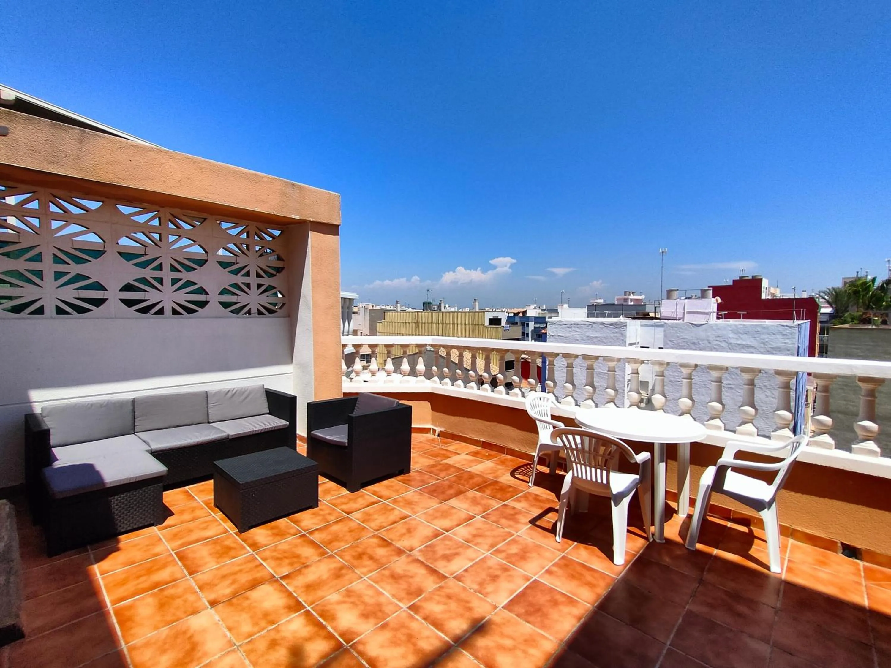 Balcony/Terrace in Playa Paradís - Primera linea de playa - AP-7 3min - Self check-in 24h