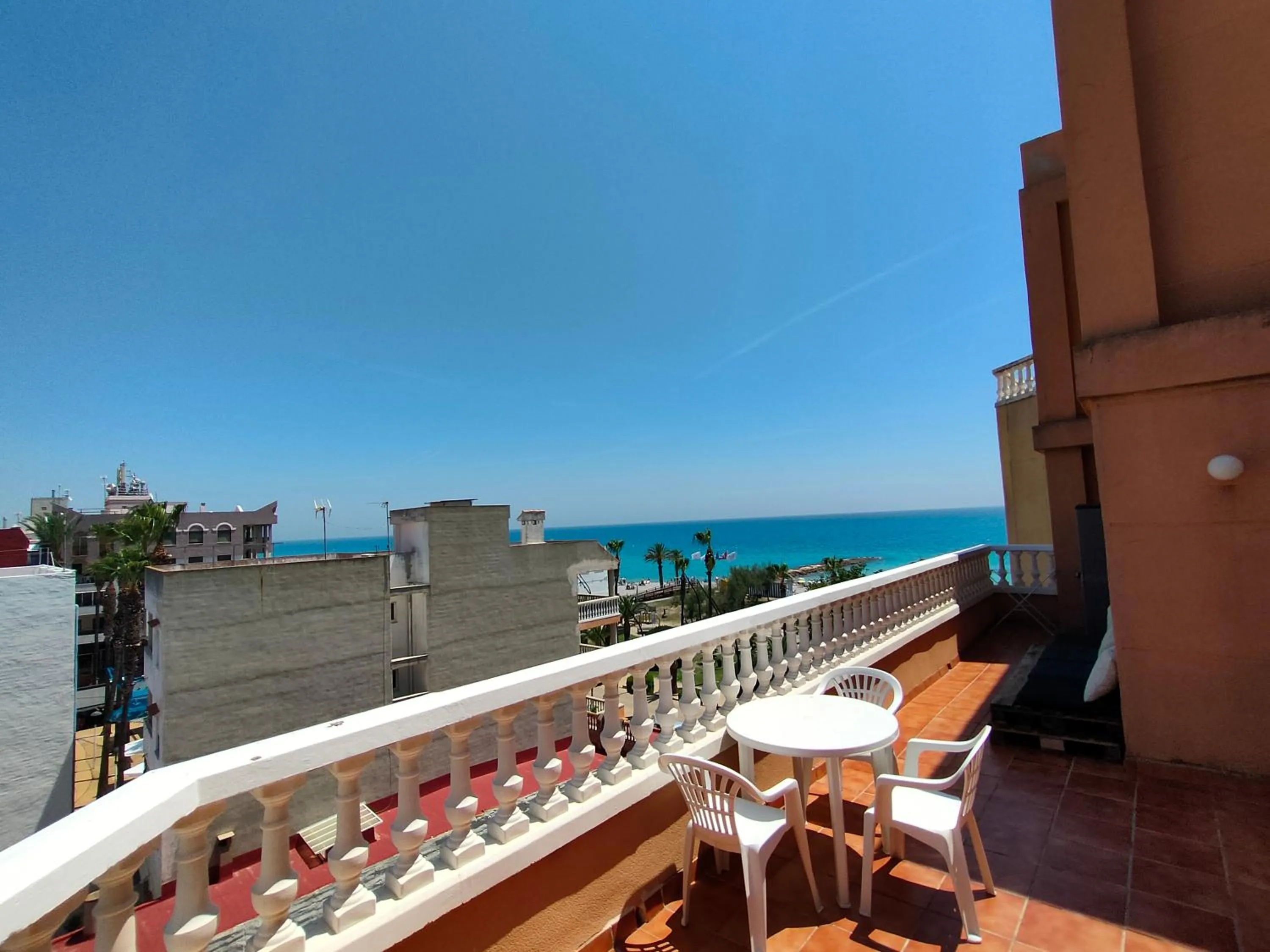 Balcony/Terrace in Playa Paradís - Primera linea de playa - AP-7 3min - Self check-in 24h