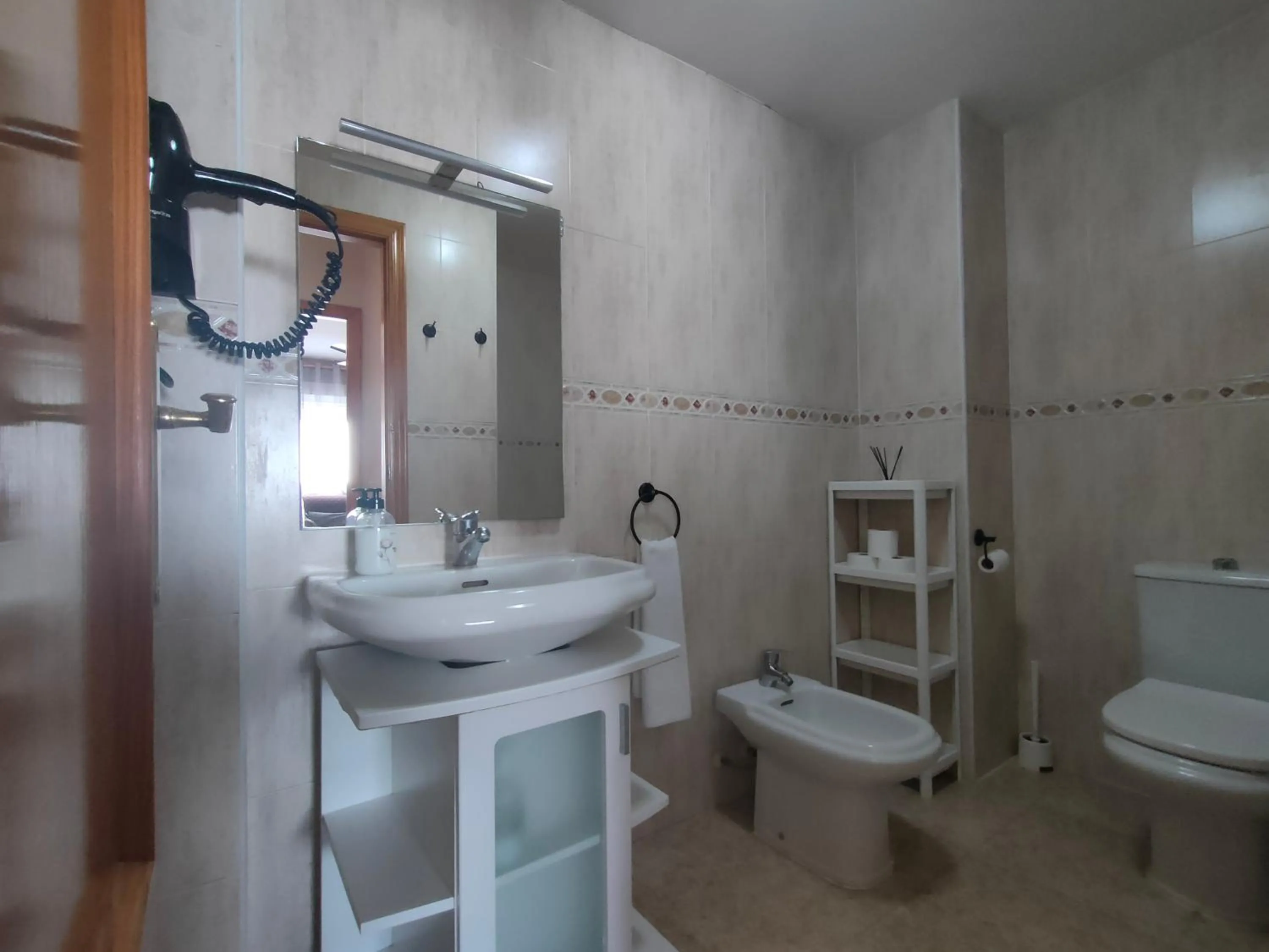 Bathroom in Playa Paradís - Primera linea de playa - AP-7 3min - Self check-in 24h