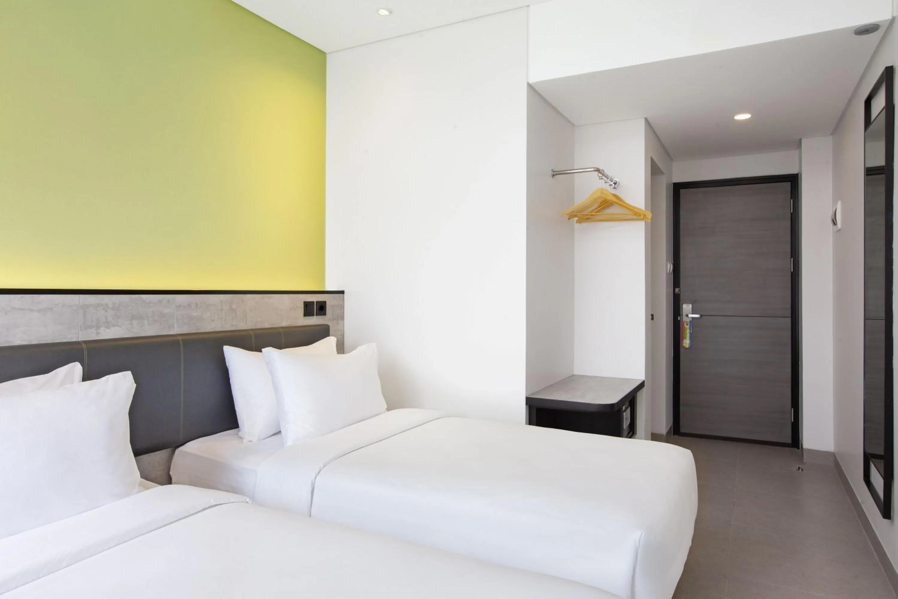 Bedroom, Bed in Amaris Hotel Kalimalang