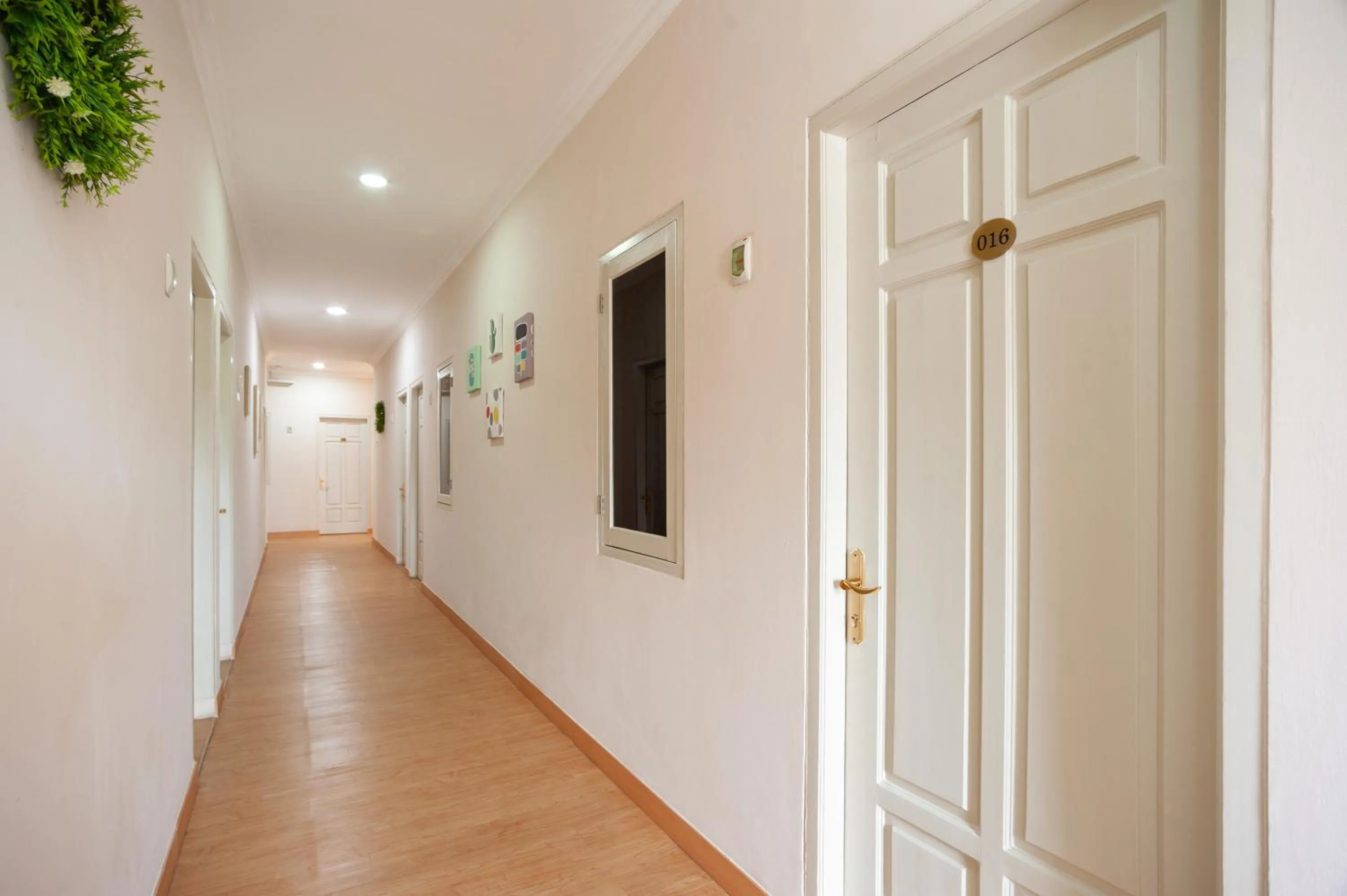 Area and facilities in Urbanview Hotel Jagakarsa by RedDoorz