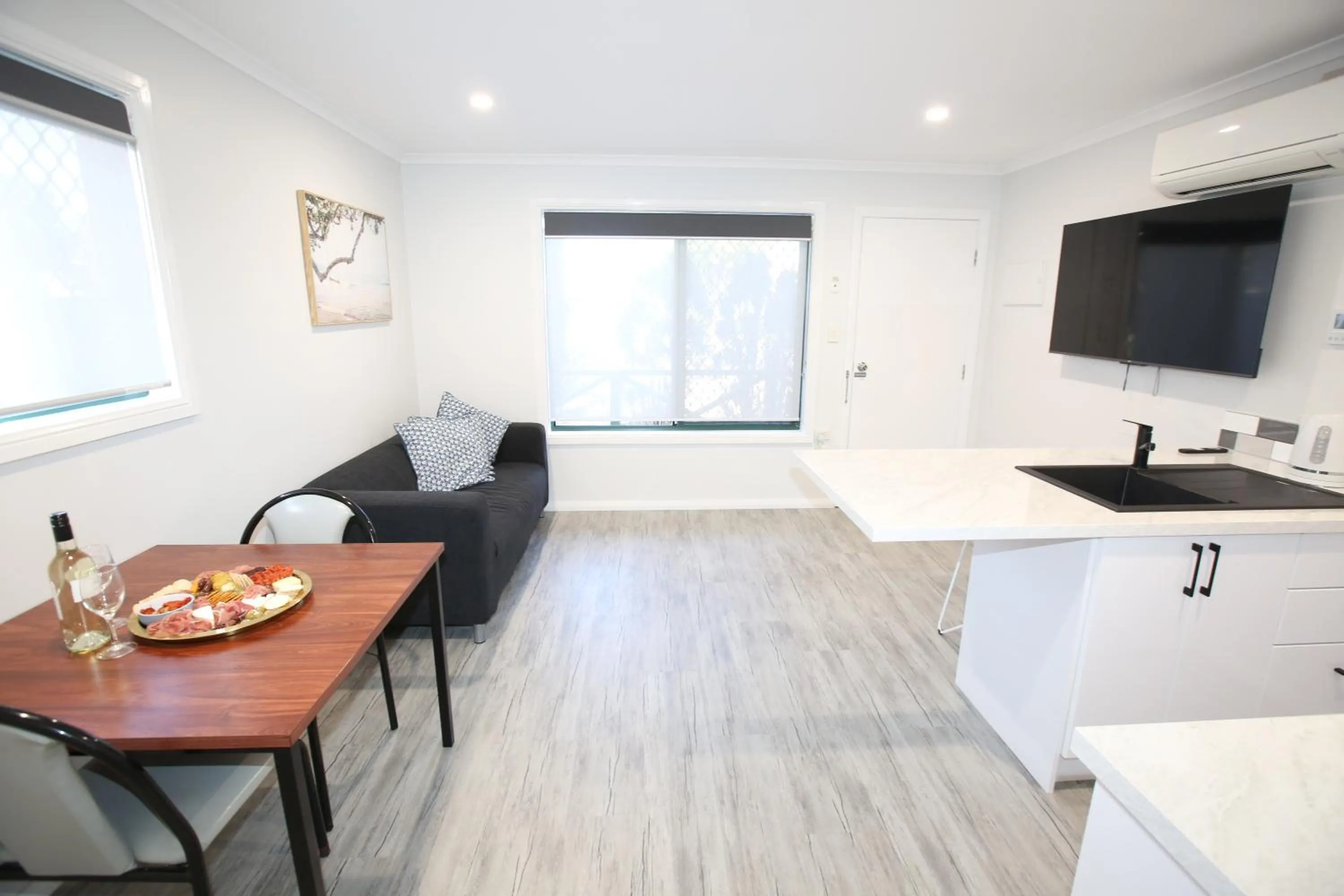 TV and multimedia in Port Lincoln Villas