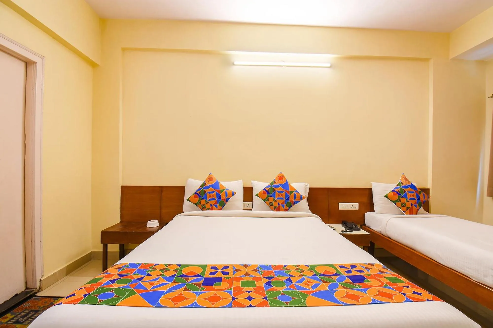 Bed in FabHotel Prime Yash Residency - Nr Lonavala Railway Station