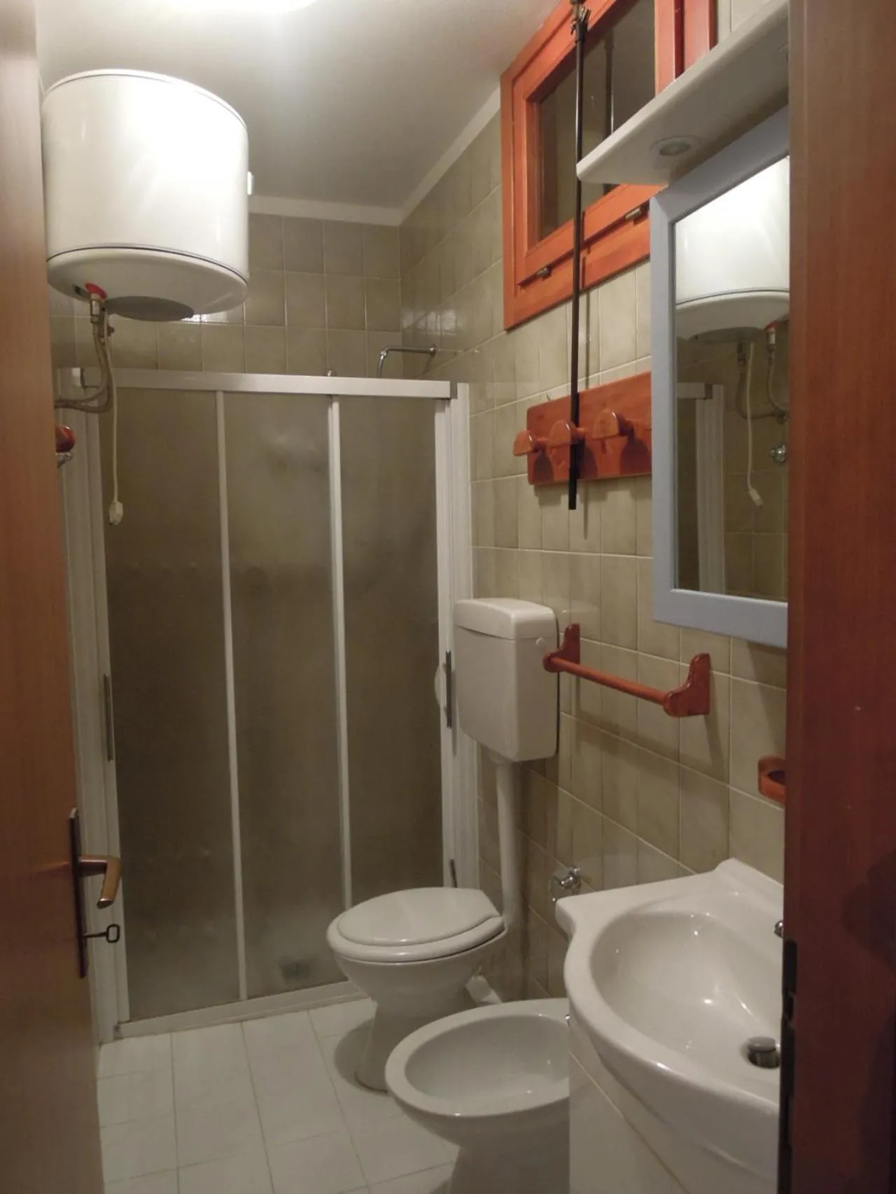 Toilet in Bright sea front apartment with terrace-Beahost
