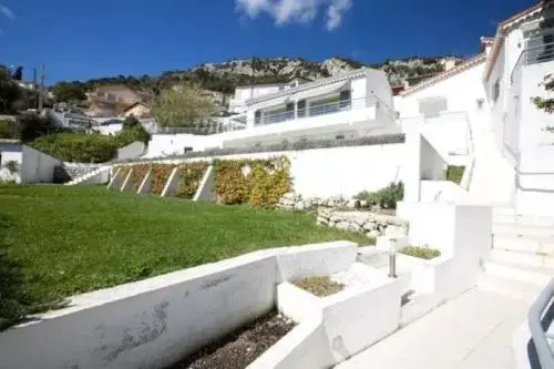 BRIDGESTREET MONACO La Turbie SEA VIEW or VILLAGE BRIDGESTREET MONACO La Turbie SEA VIEW or VILLAGE