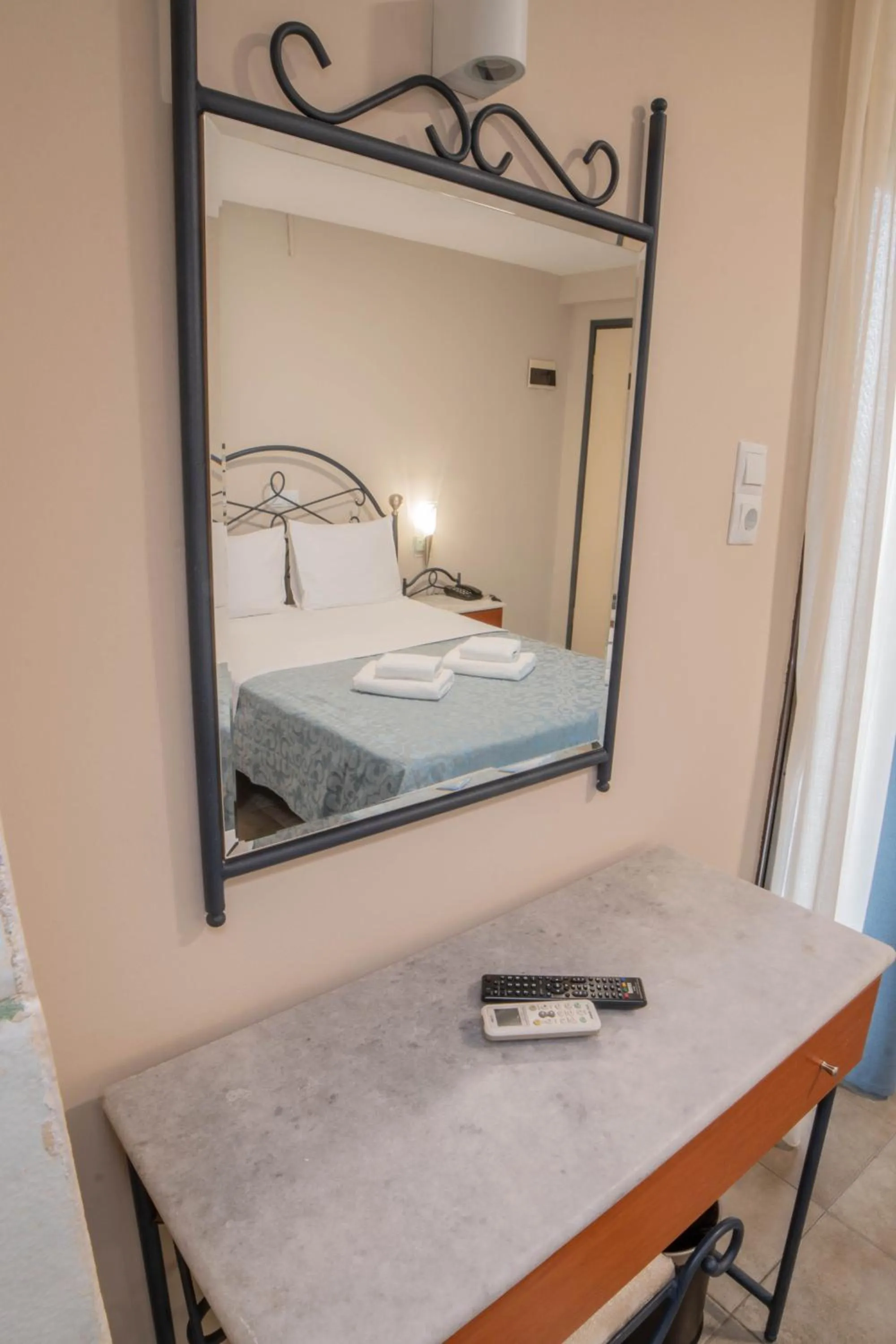 Bedroom, Bed in Anita Hotel