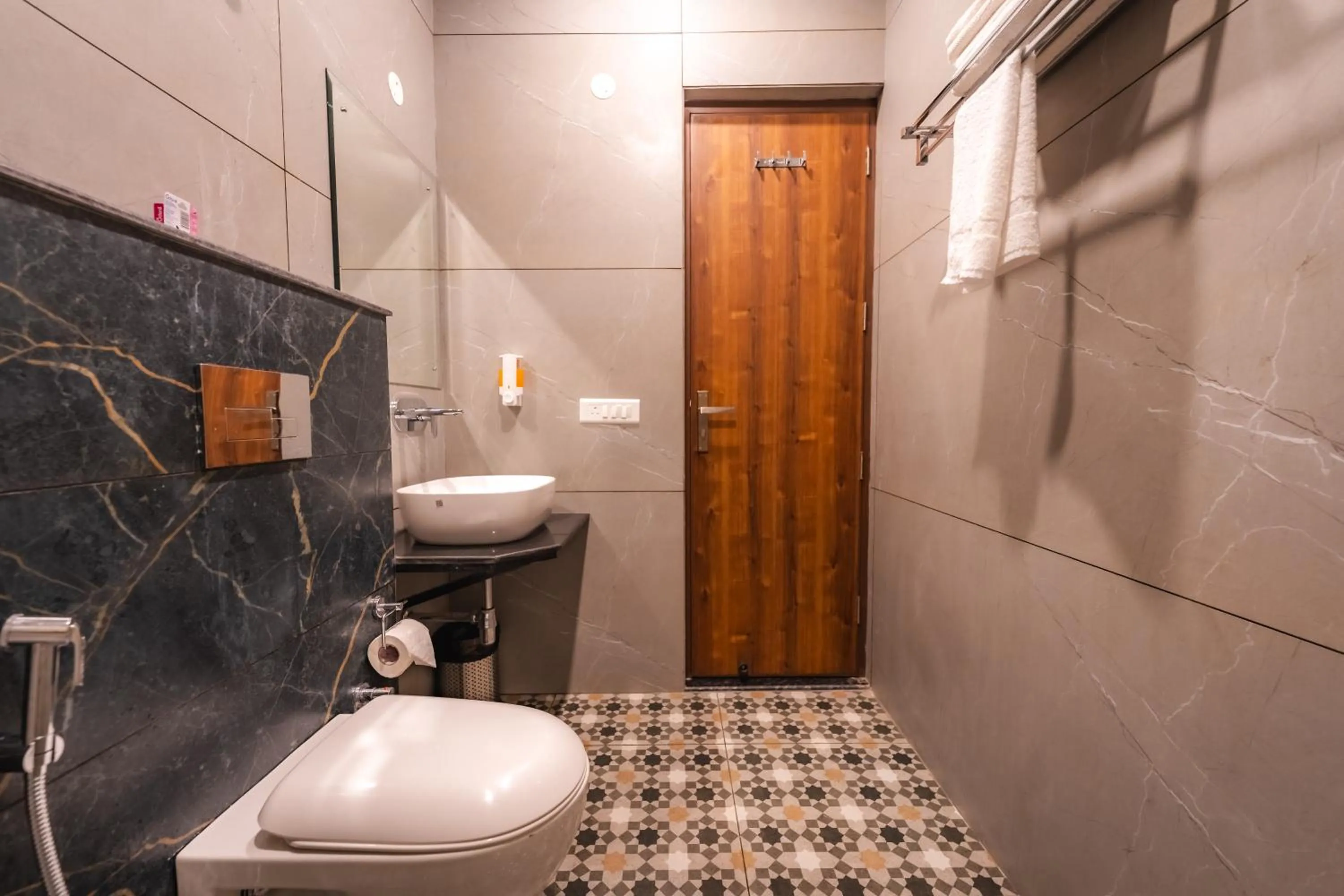 Shower in Hotel Park Hills