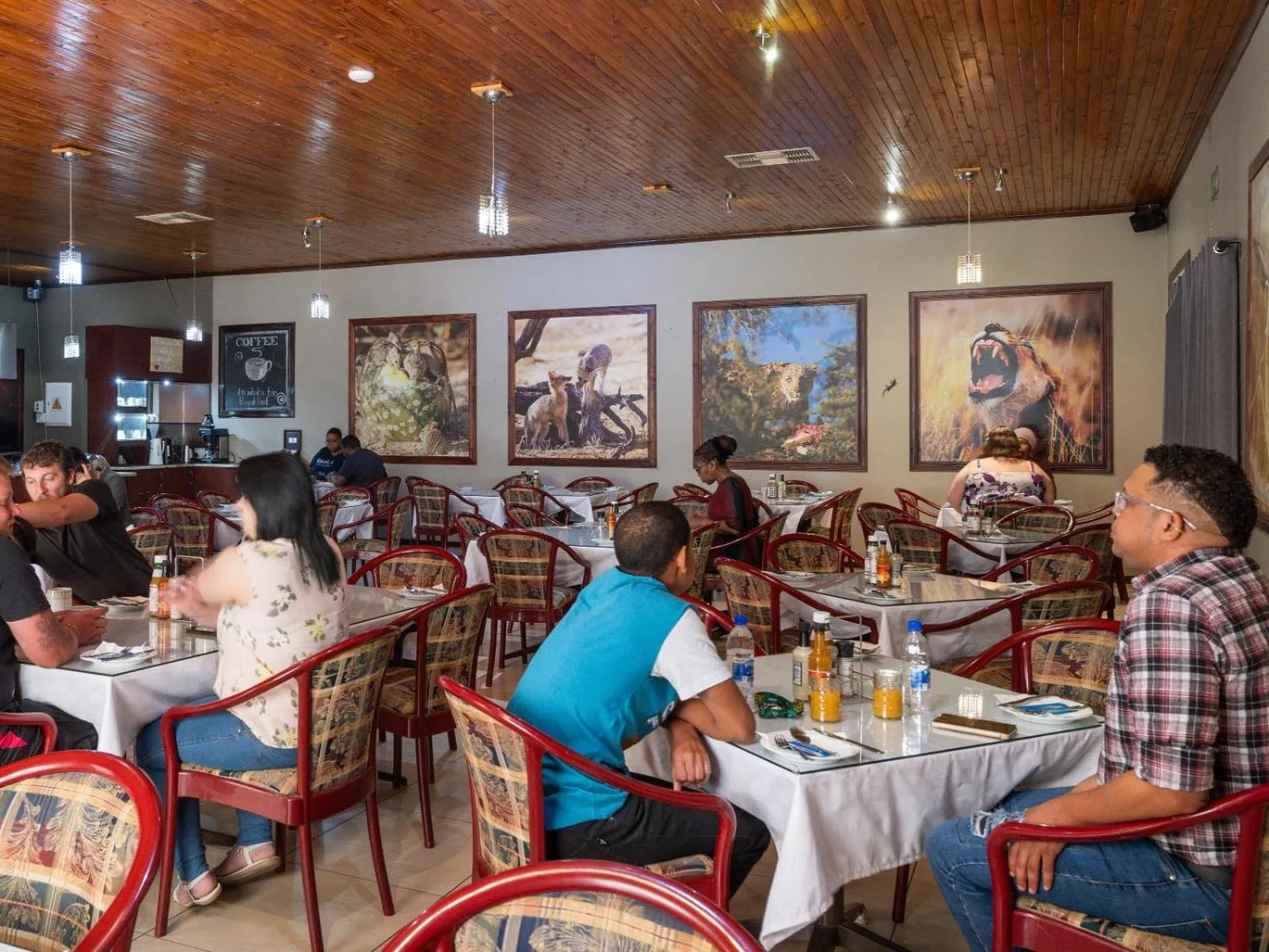 Restaurant/places to eat in Kuruman Lodge