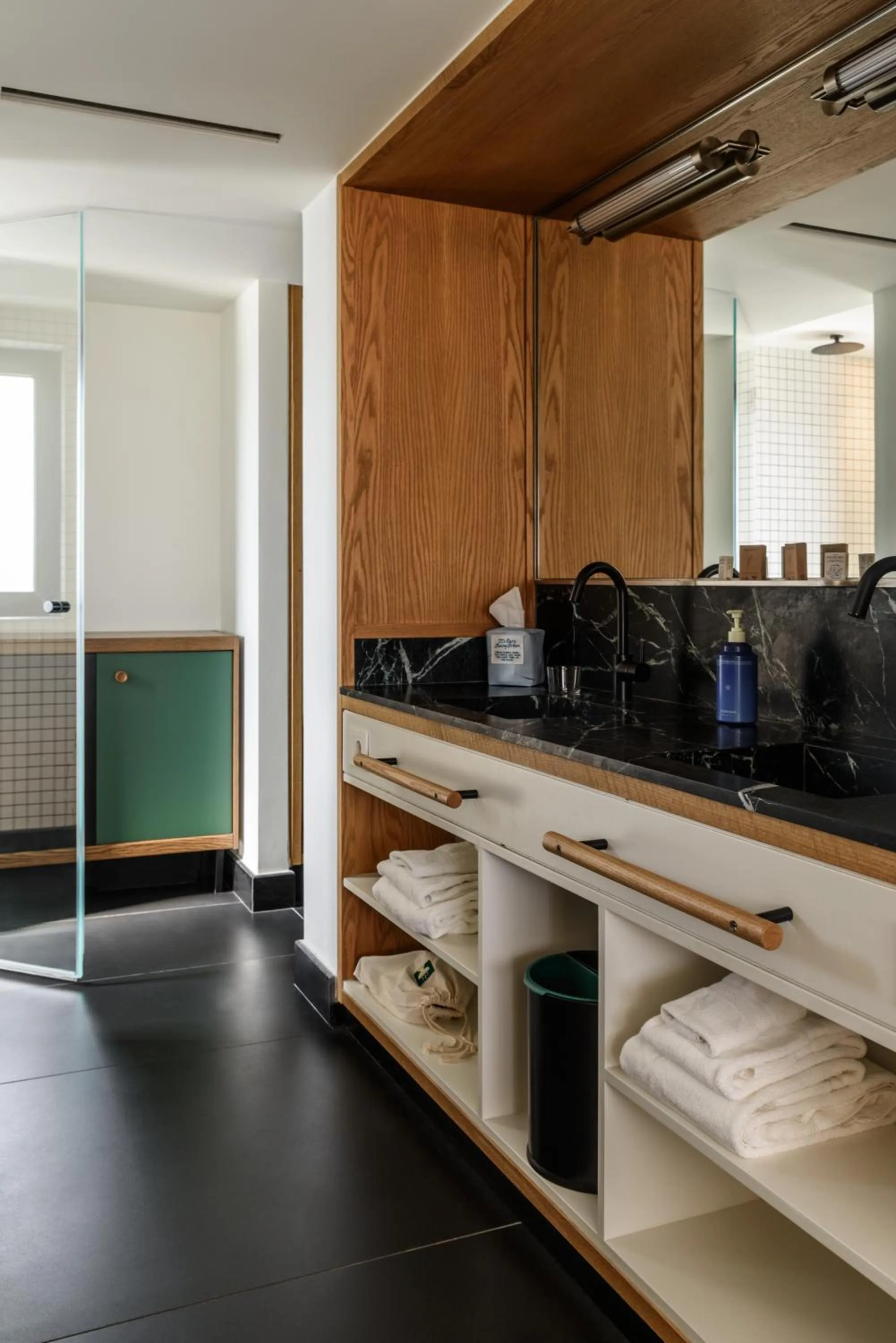 Bathroom in Ace Hotel & Swim Club Athens