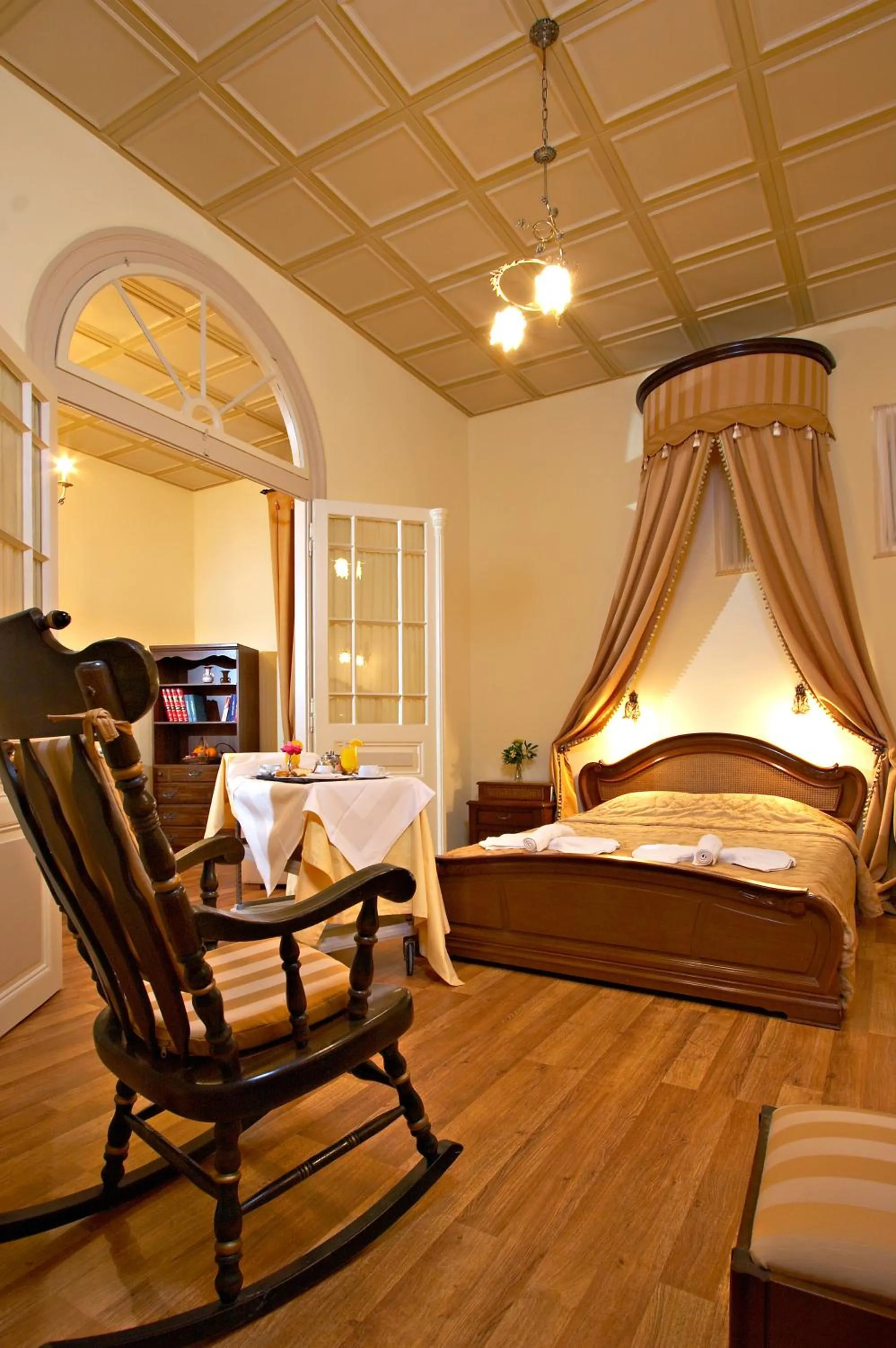 Bedroom, Bed in Halepa Hotel