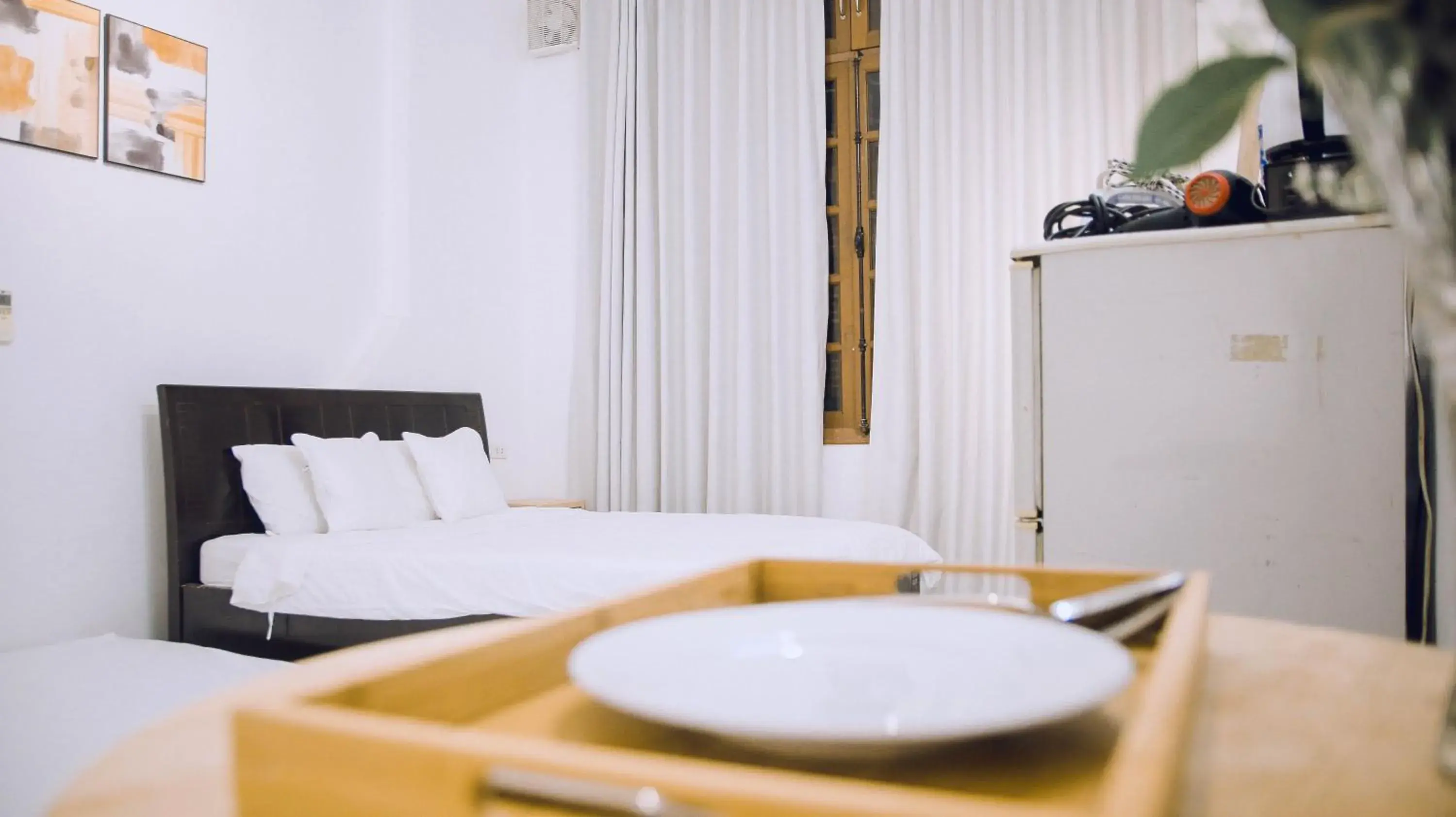 Standard Queen Room with Two Queen Beds in Okaeri Homestay Standard Queen Room with Two Queen Beds in Okaeri Homestay