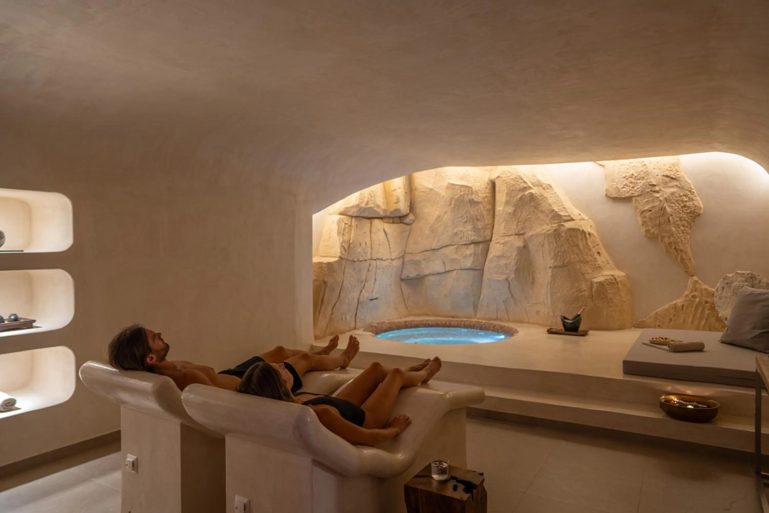 Hot Tub in Aressana Spa Hotel & Suites - Small Luxury Hotels of the World