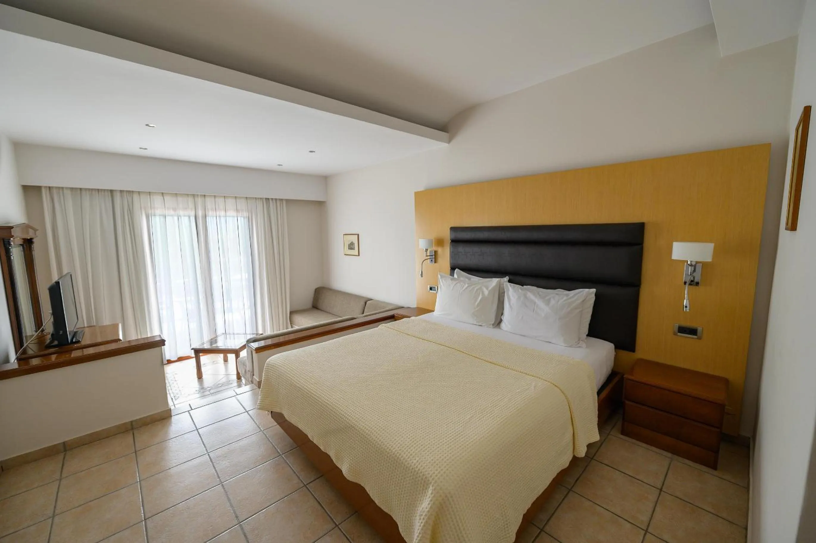 Photo of the whole room, Bed in Hotel Europa Olympia