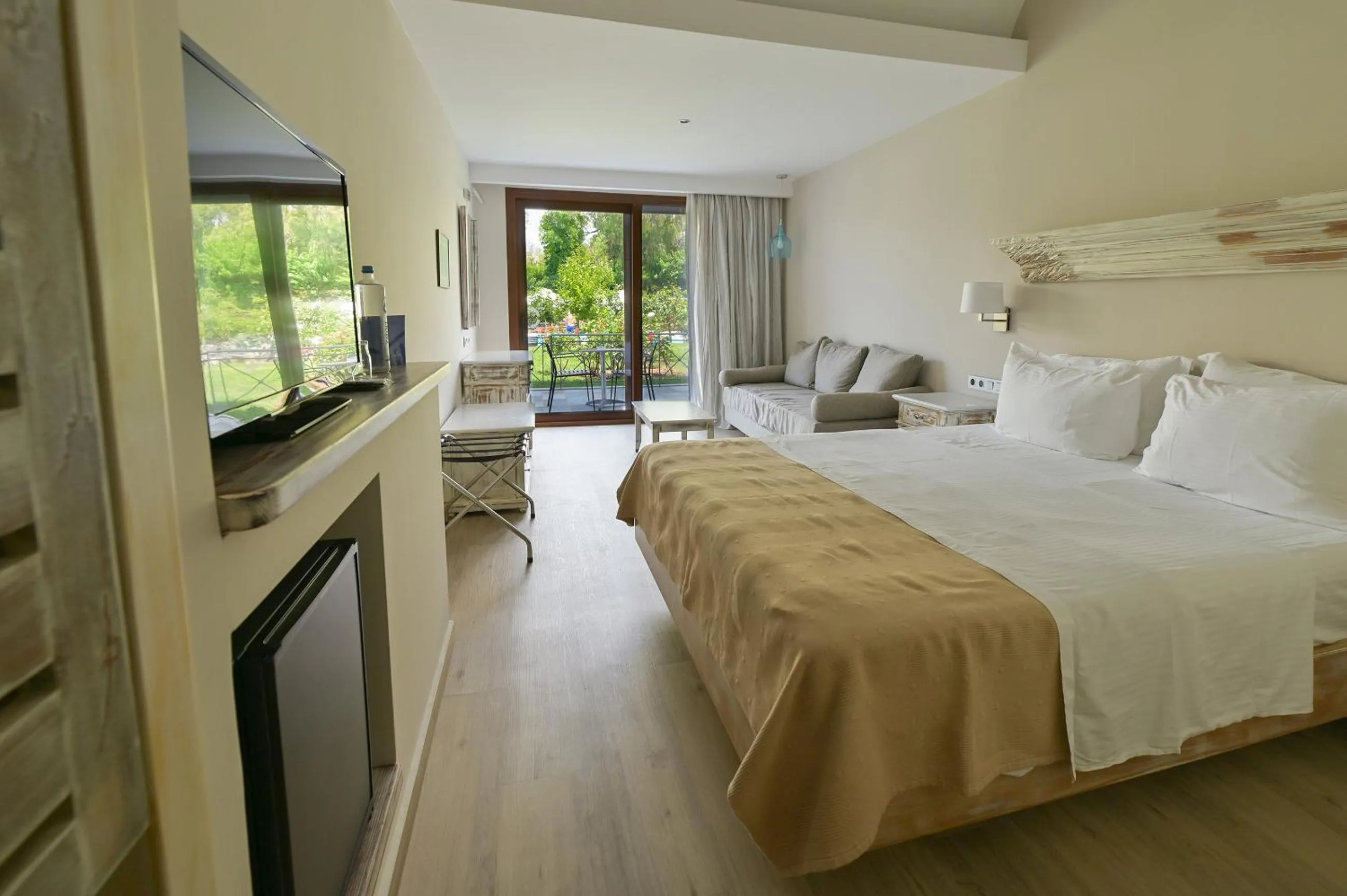 Photo of the whole room, Bed in Hotel Europa Olympia