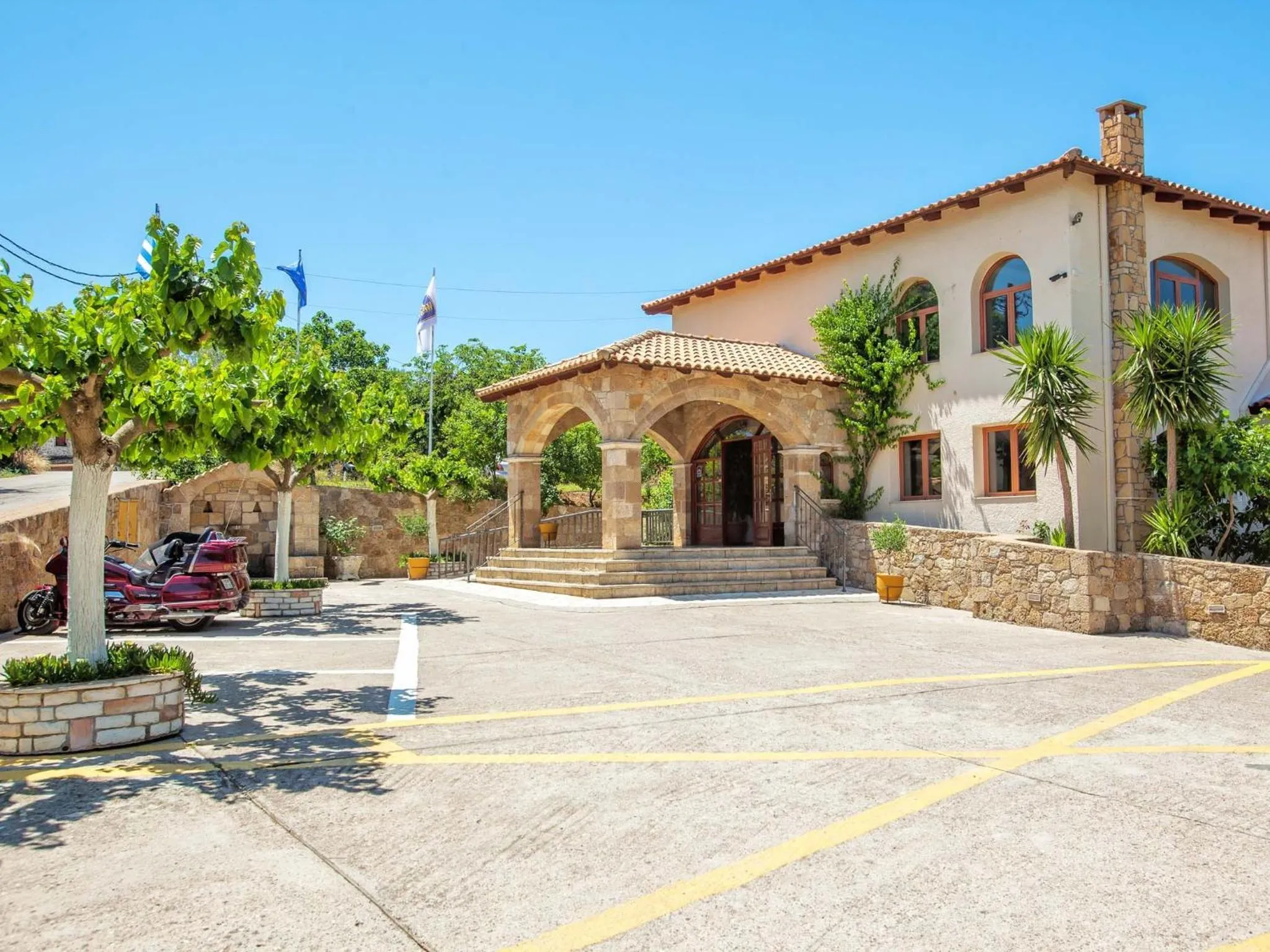 Facade/entrance in Hotel Europa Olympia