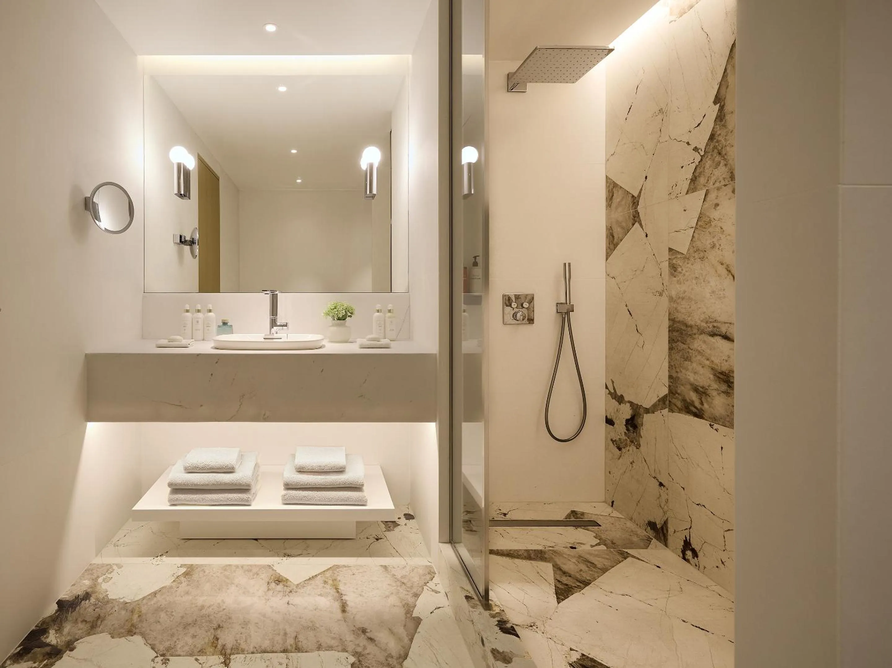 Bathroom in Vouliagmeni Suites