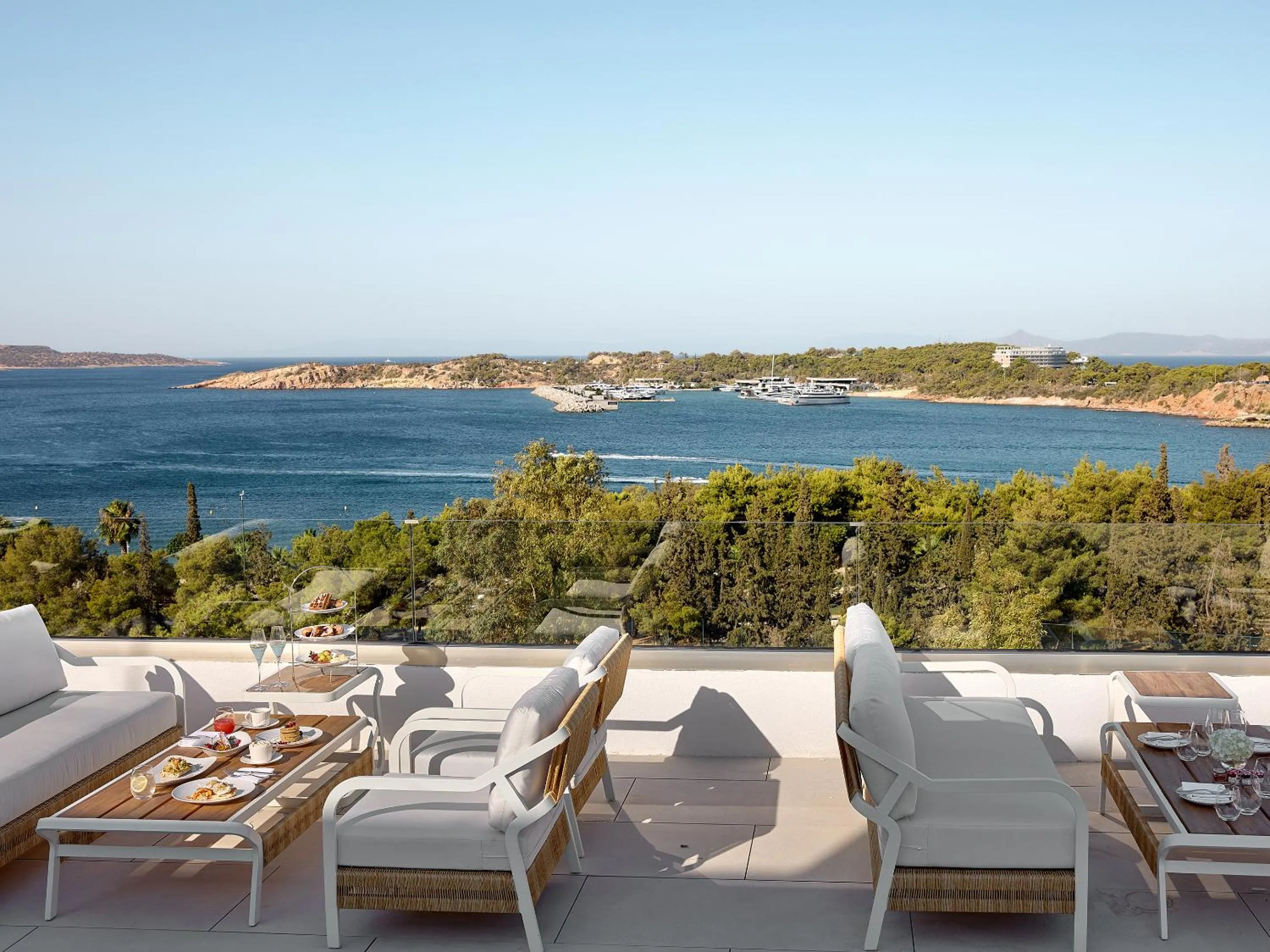 Patio in Vouliagmeni Suites