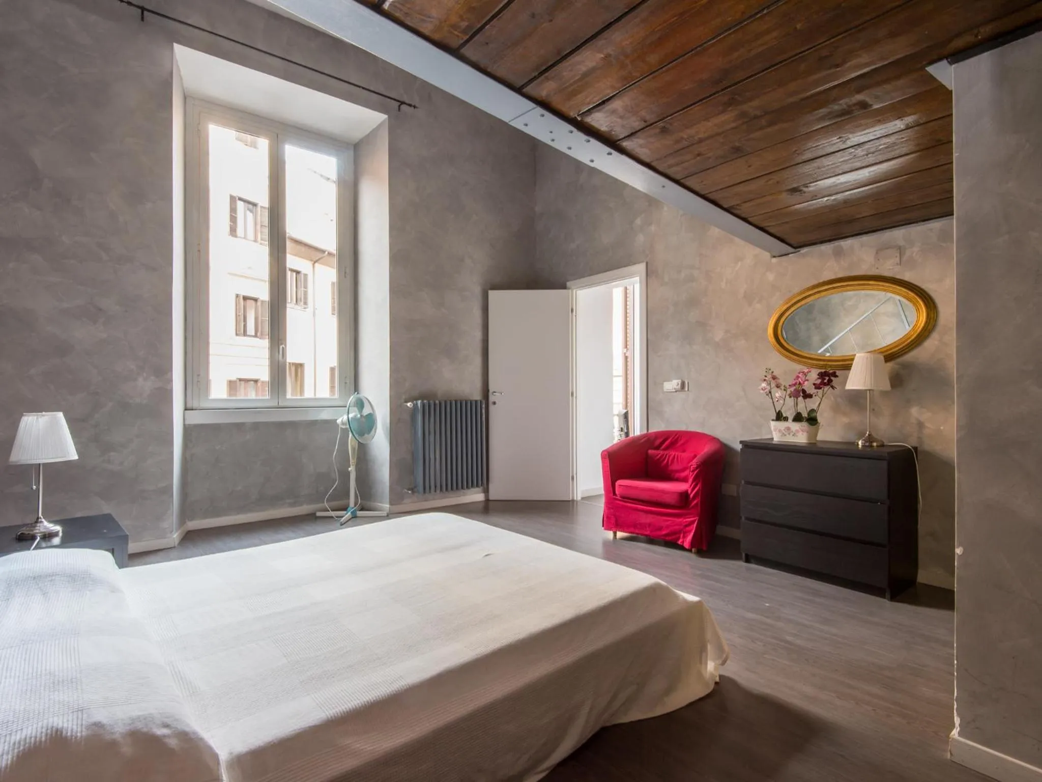 Bed in Ara Pacis Navona Apartments