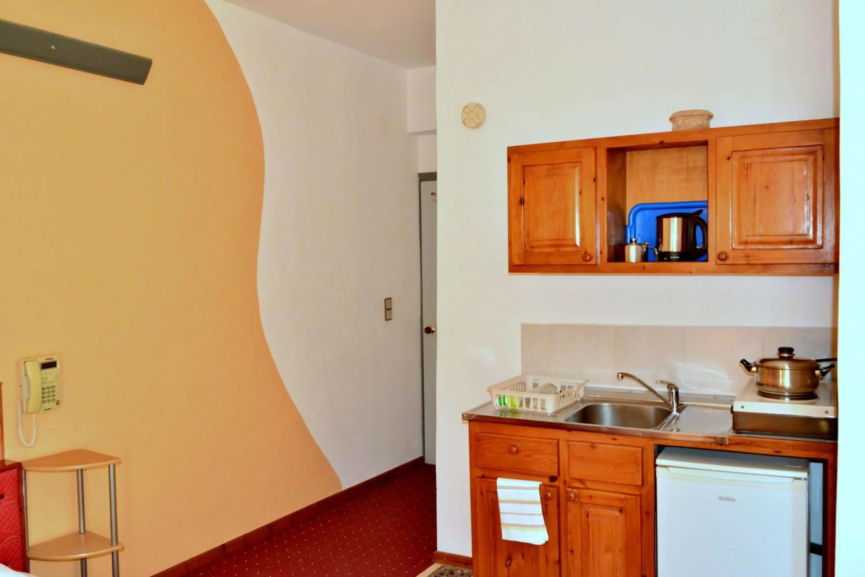 Kitchen or kitchenette in Sun City