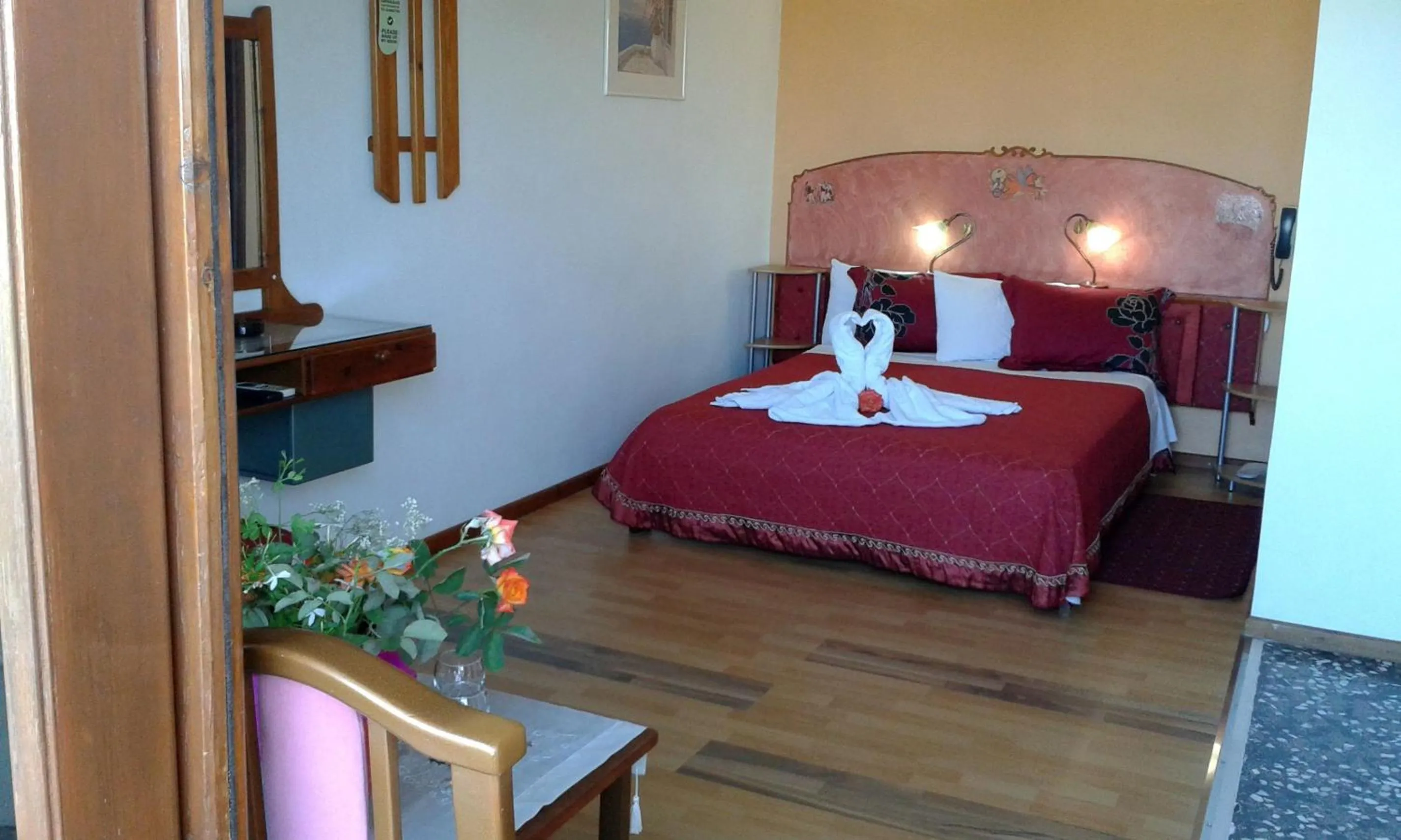 Bedroom, Bed in Sun City