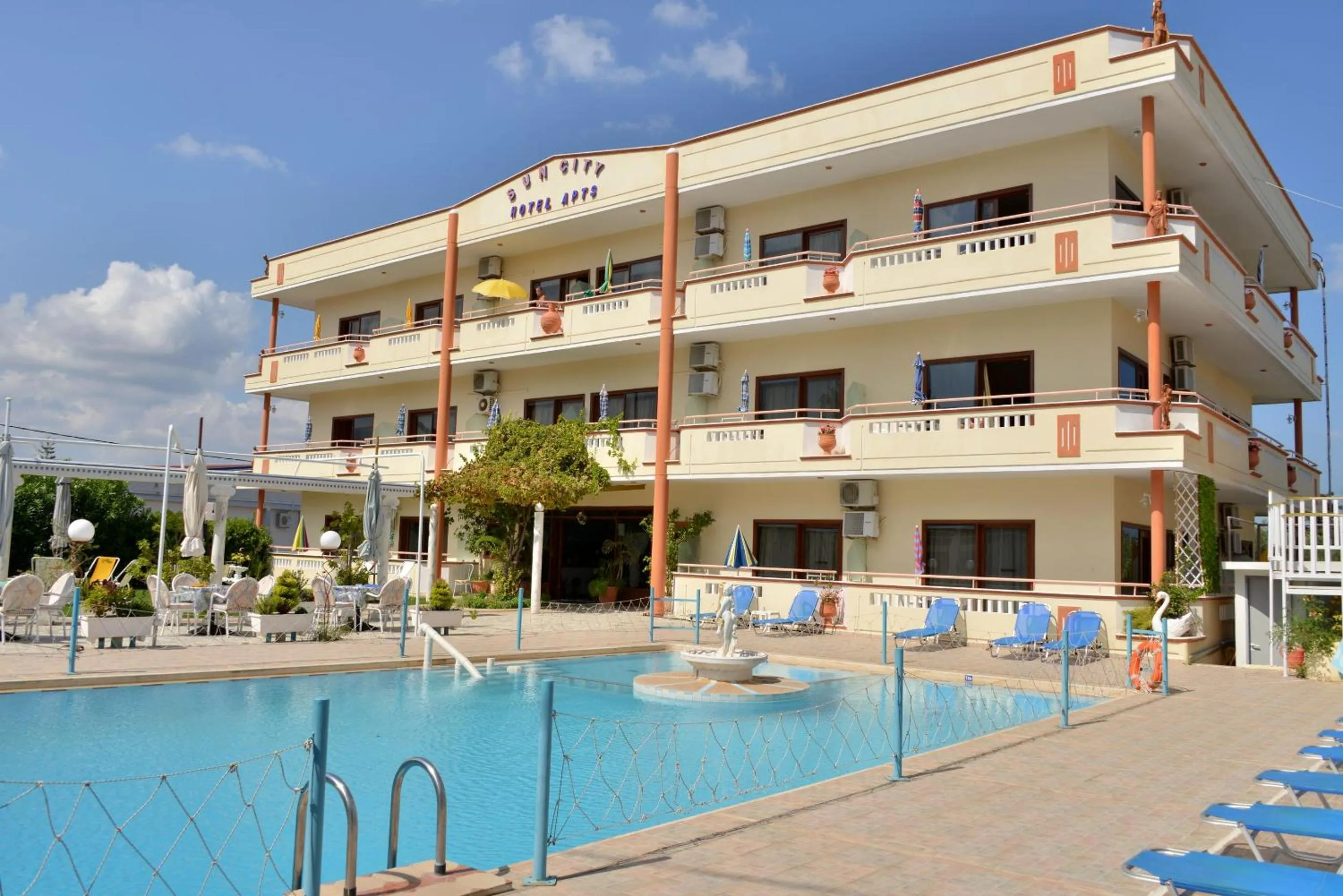 Property building in Sun City