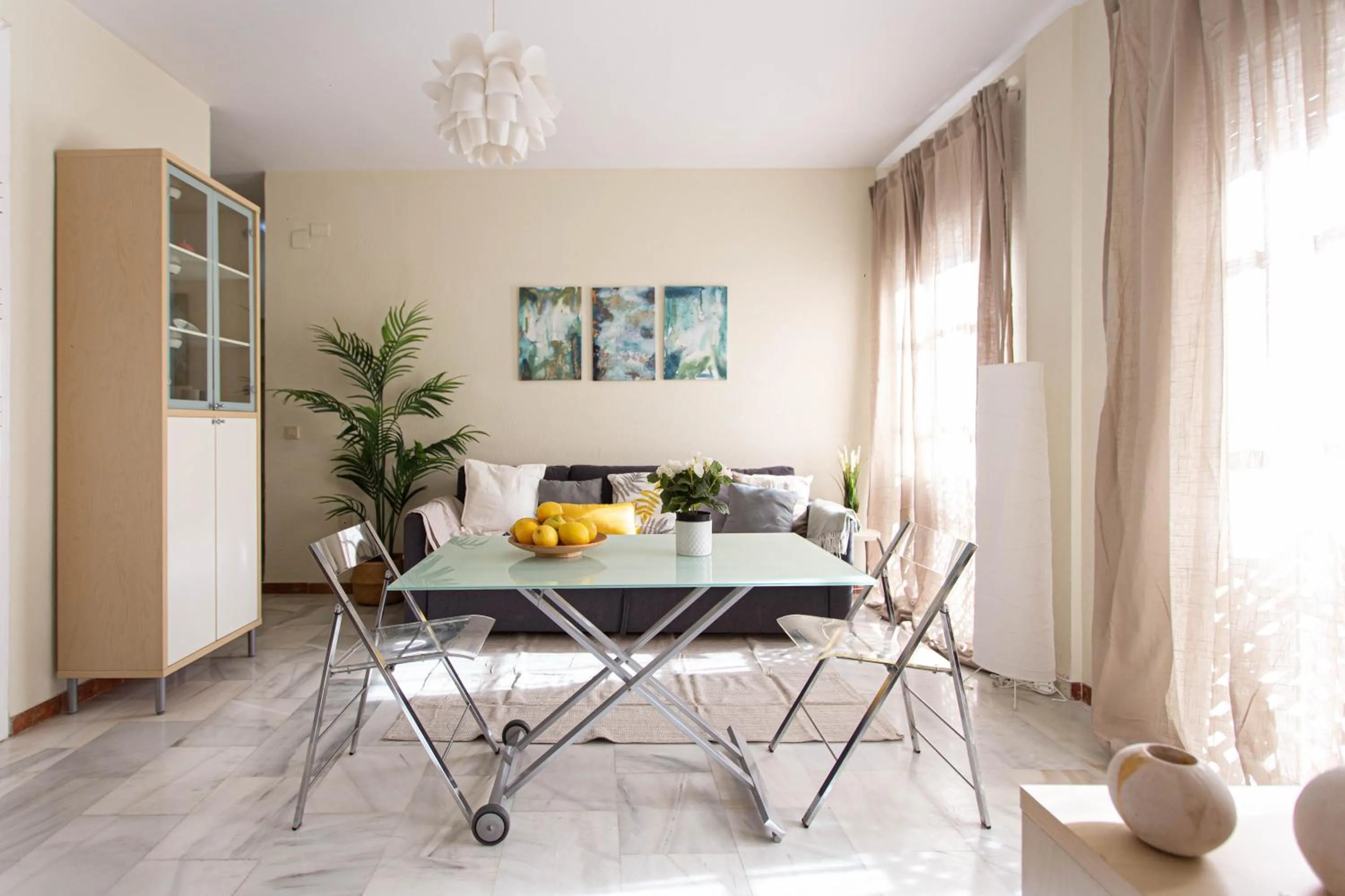 Living room in Cristo de Burgos 15