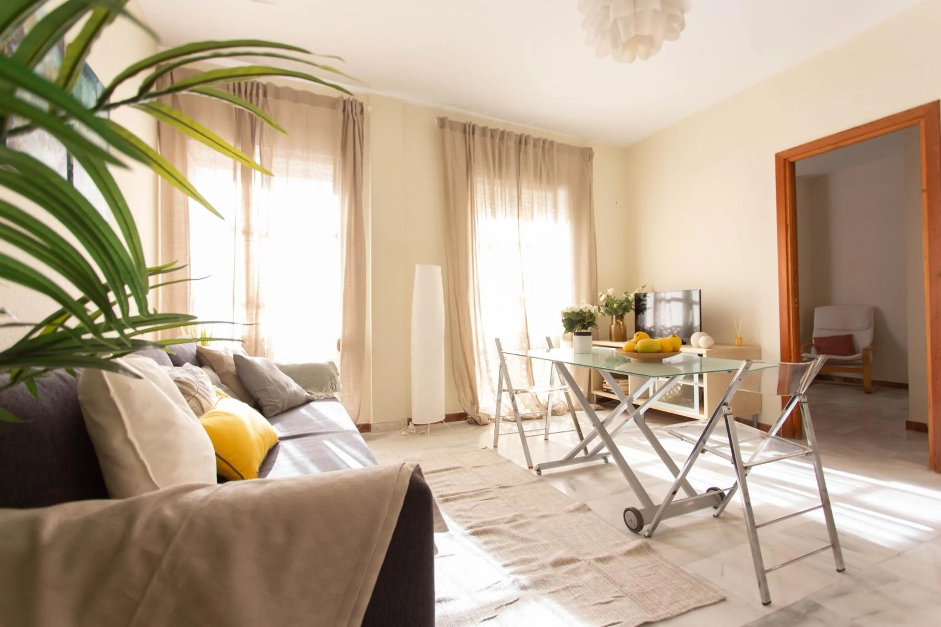 Living room in Cristo de Burgos 15