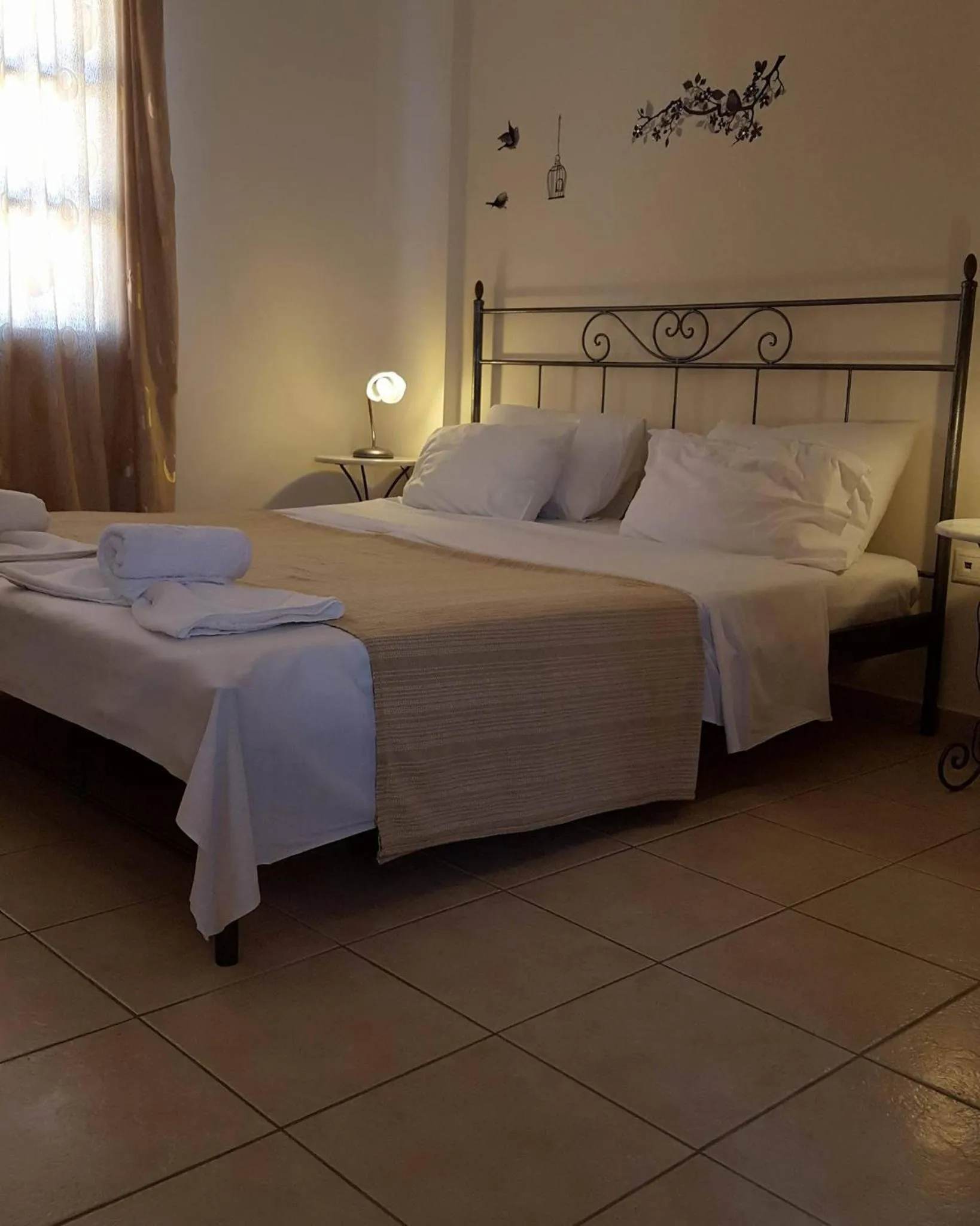 Bed in Amazones Village Suites