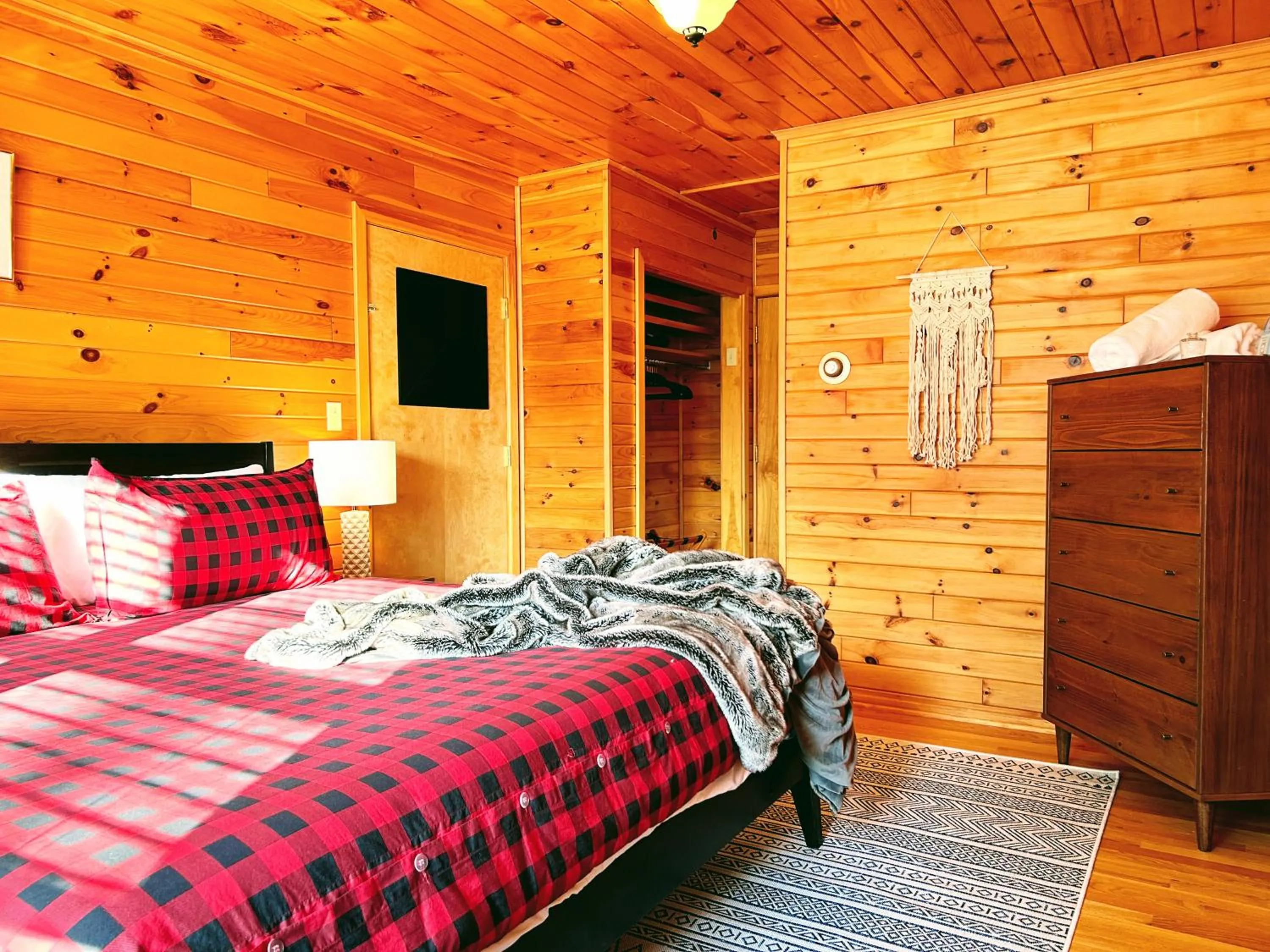 Bed in NewVida Preserve