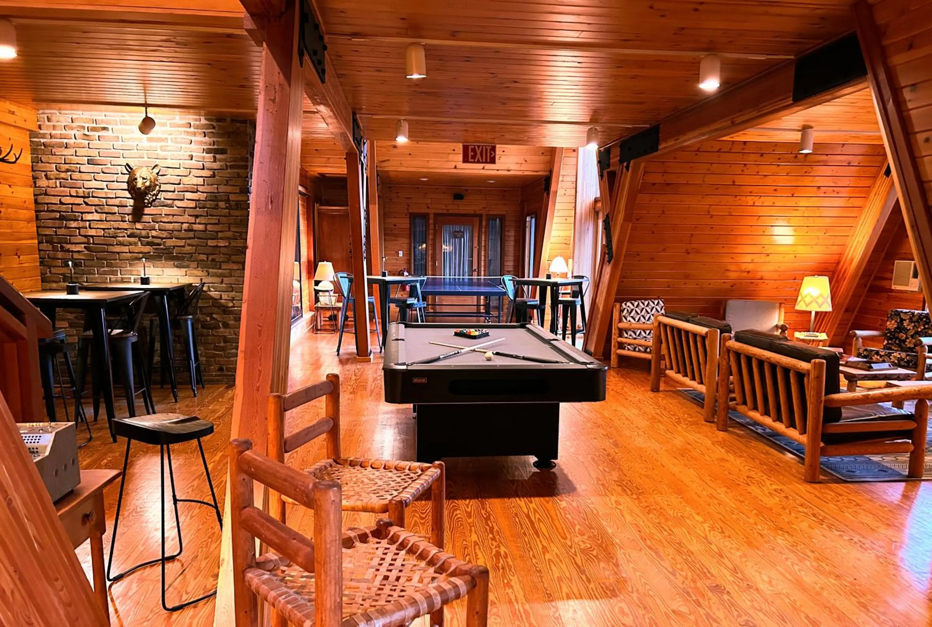 Lounge or bar in NewVida Preserve