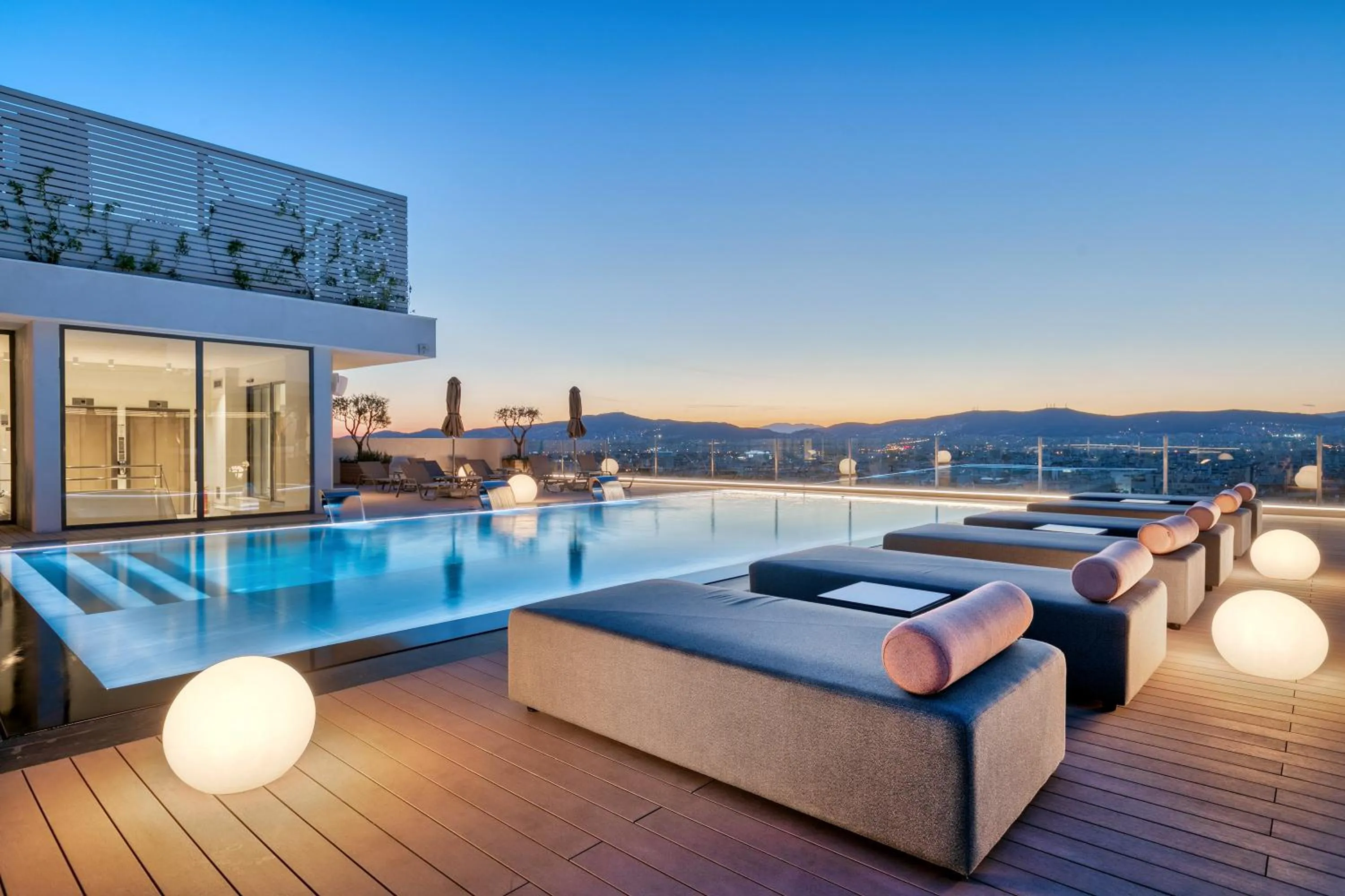 Pool view in The Stanley