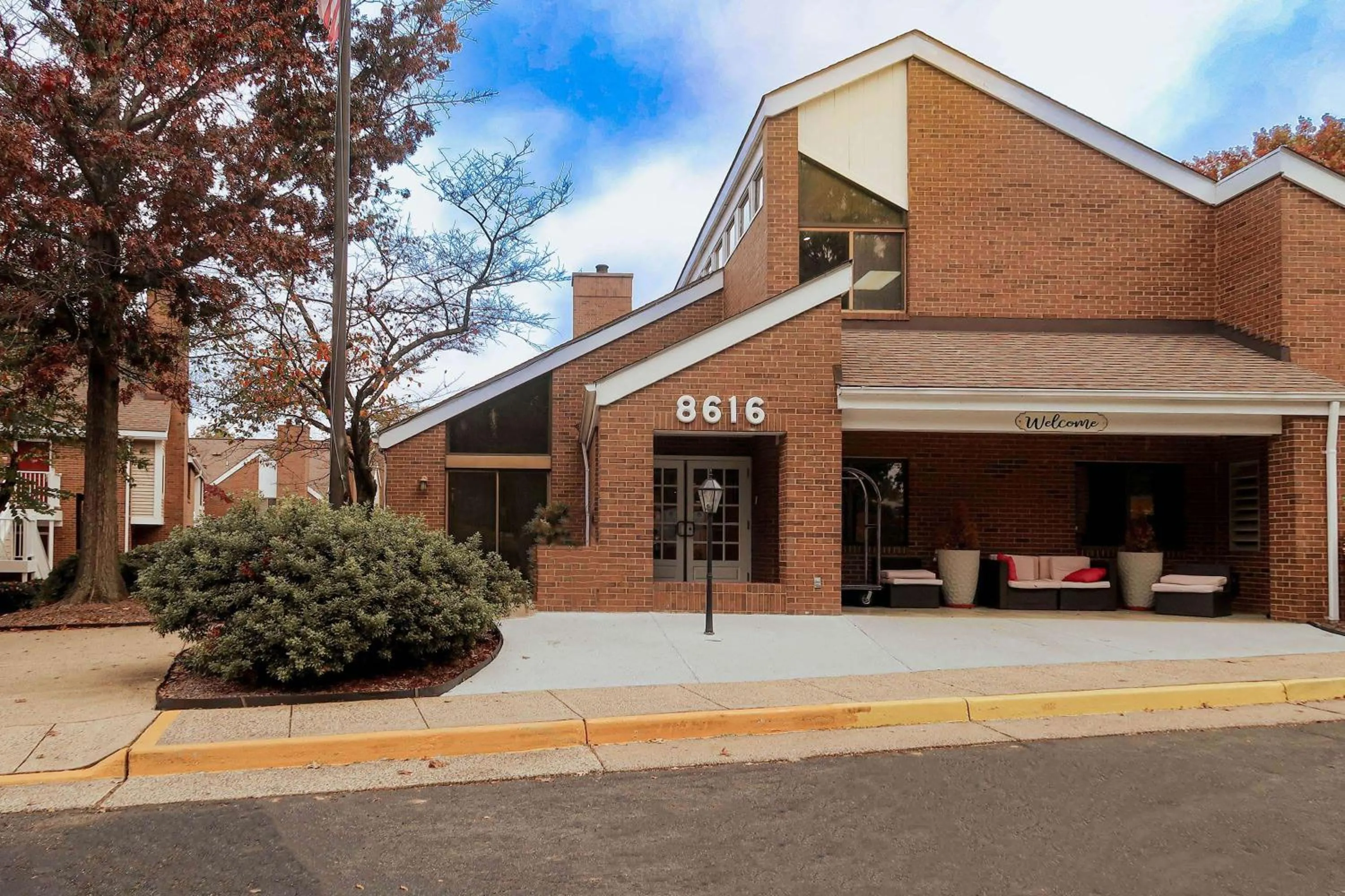 Property building in Tysons Corner Suites, A Baymont by Wyndham