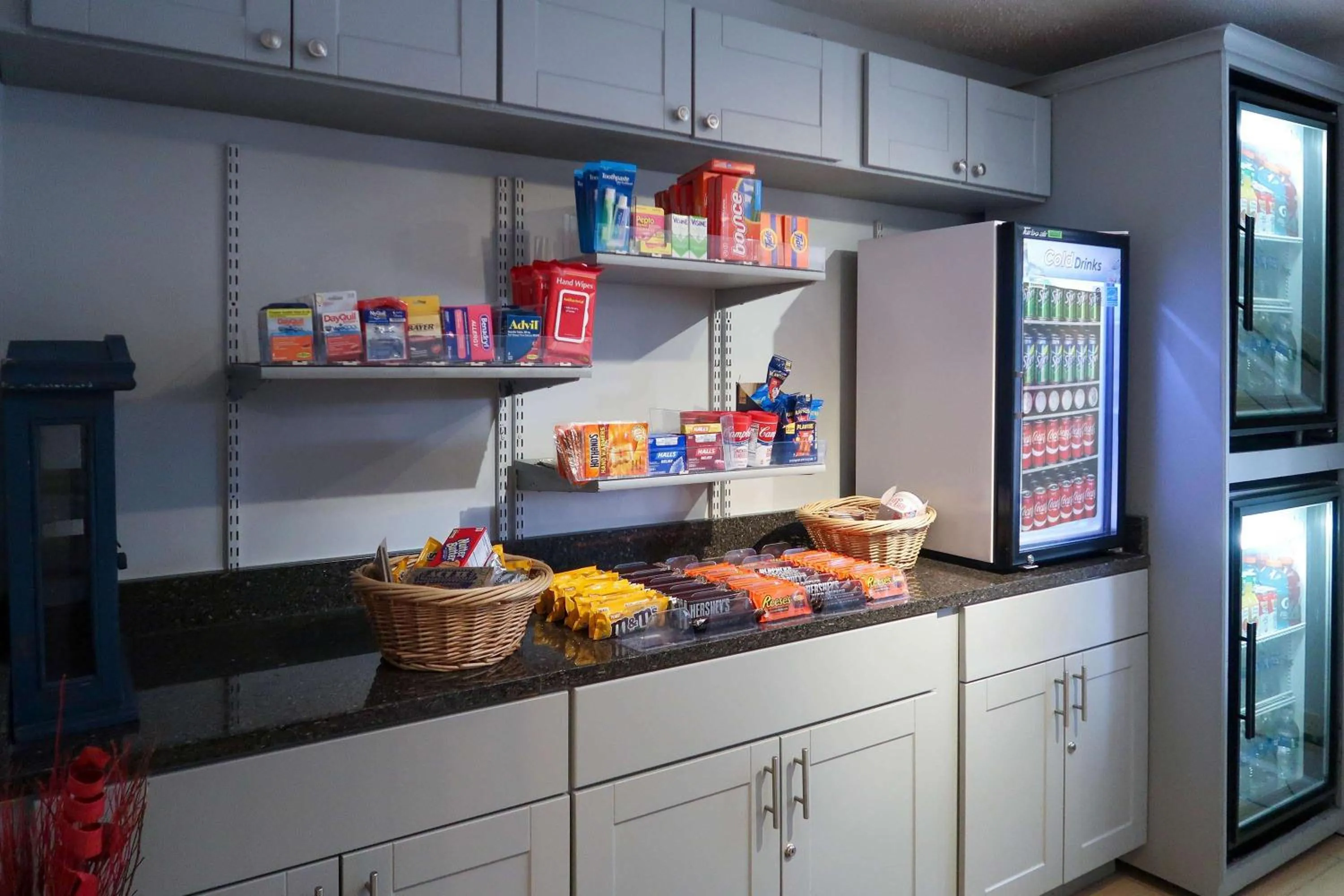 Kitchen or kitchenette in Tysons Corner Suites, A Baymont by Wyndham